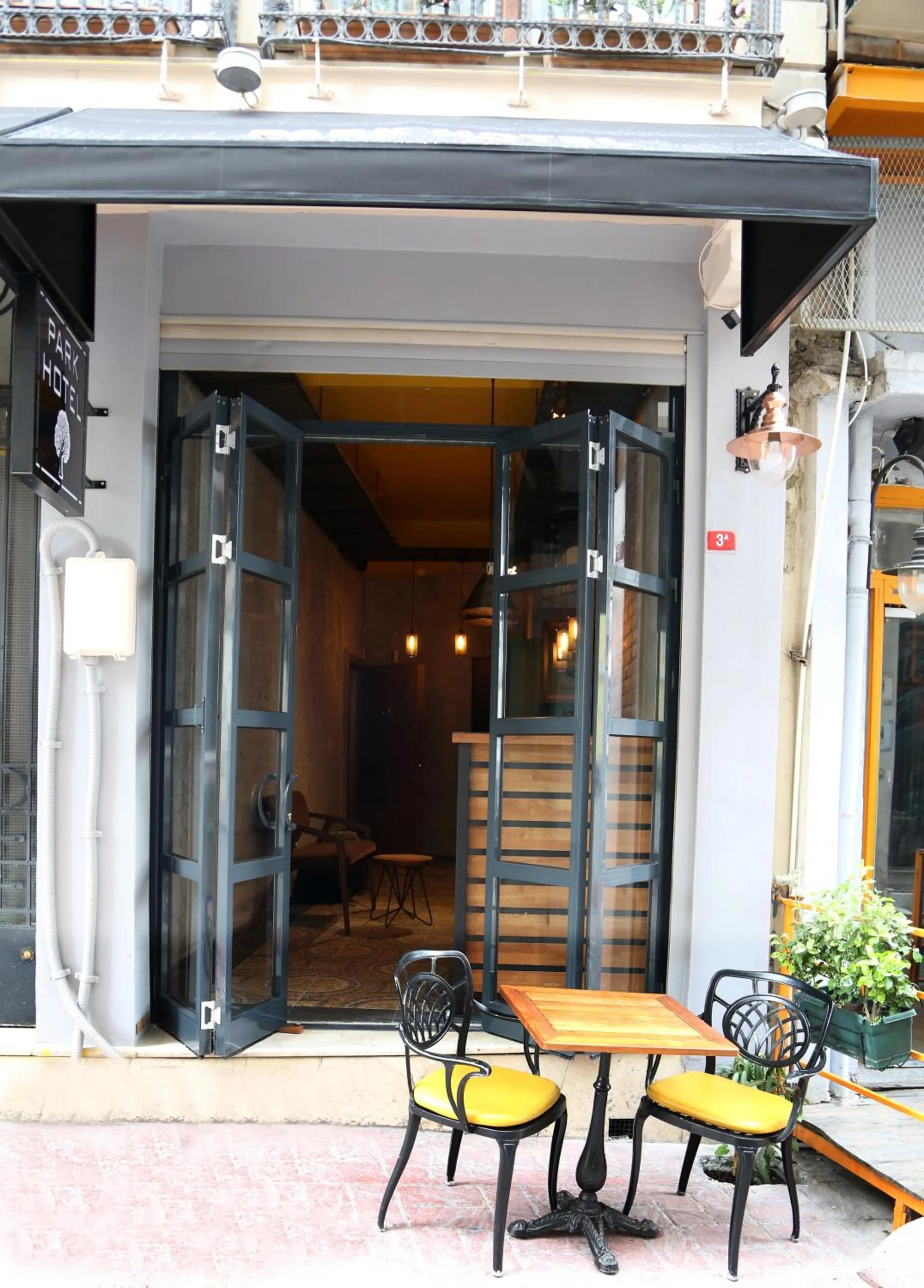 Facade/entrance in TAKSiM PARK HOTEL