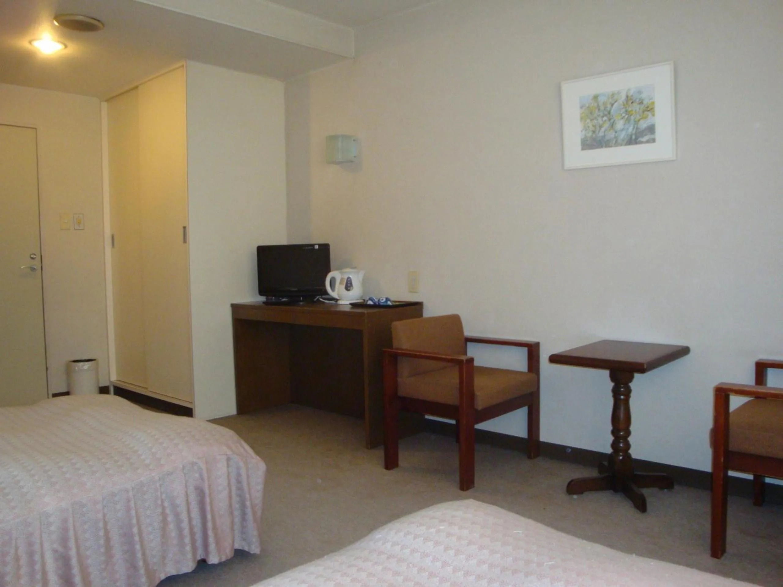 Decorative detail, Bed in Hotel La Montagne Furuhata