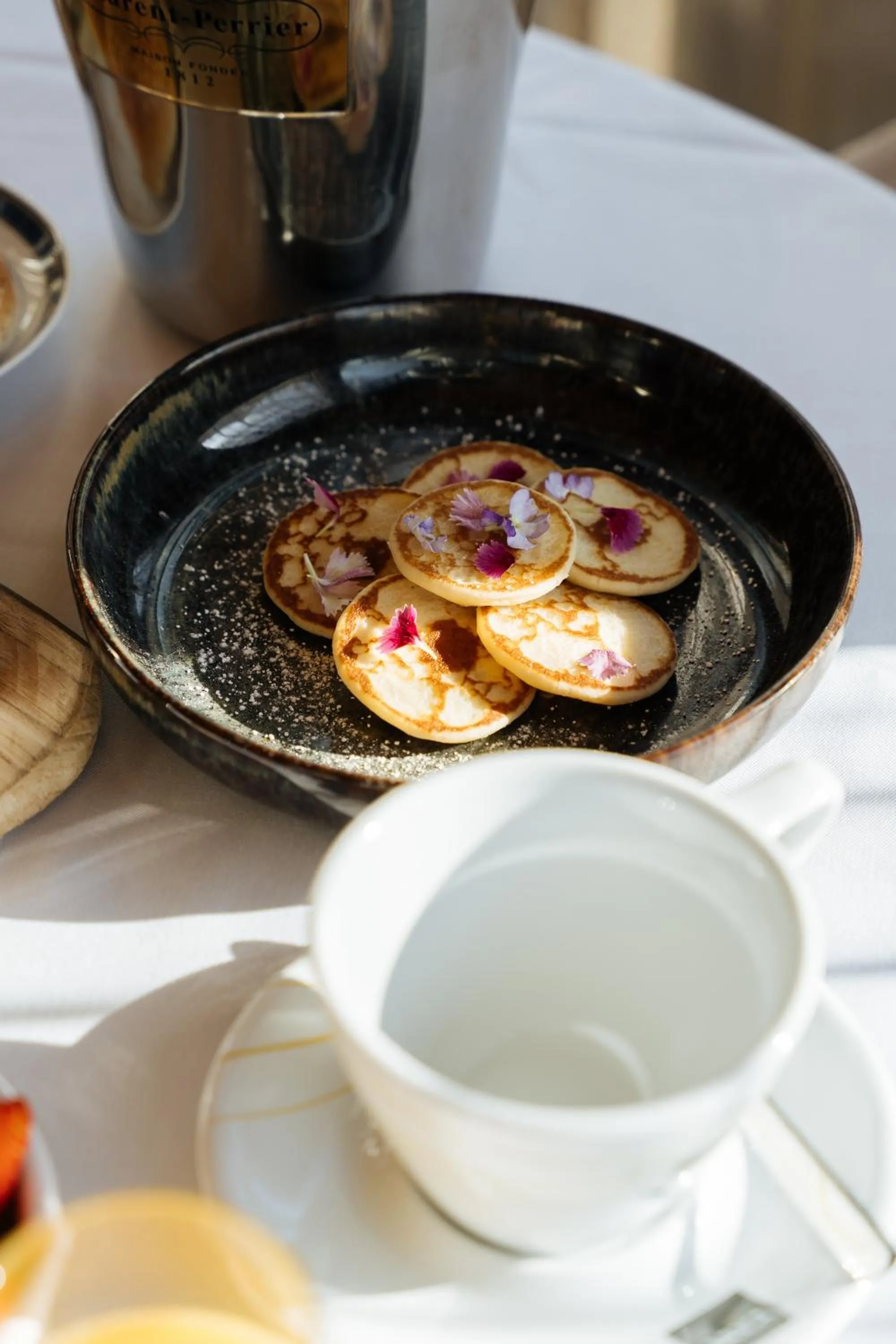 Breakfast in Boutique Hotel Azur