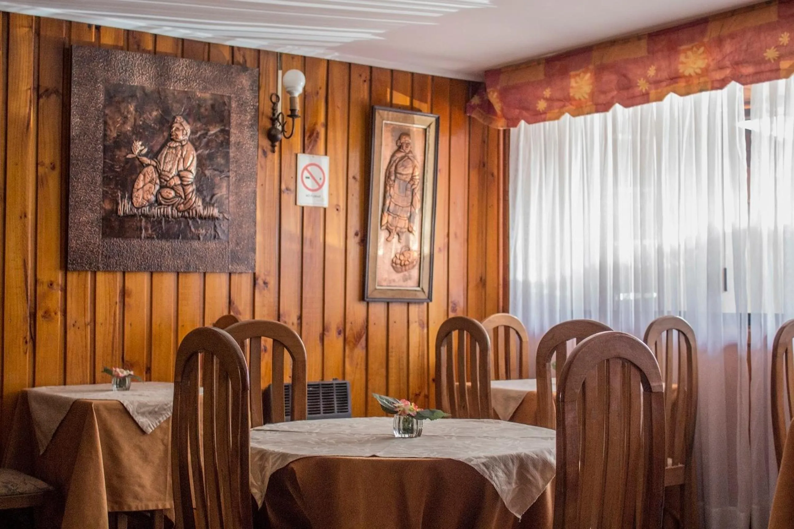 Food and drinks in Hotel Luanco