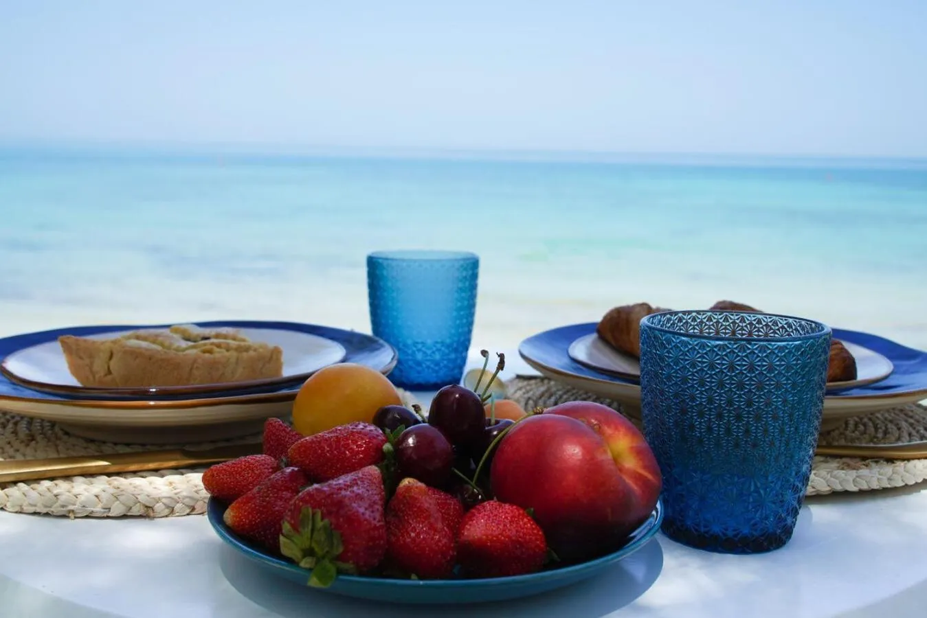 Buffet breakfast in Aurelia Sea View