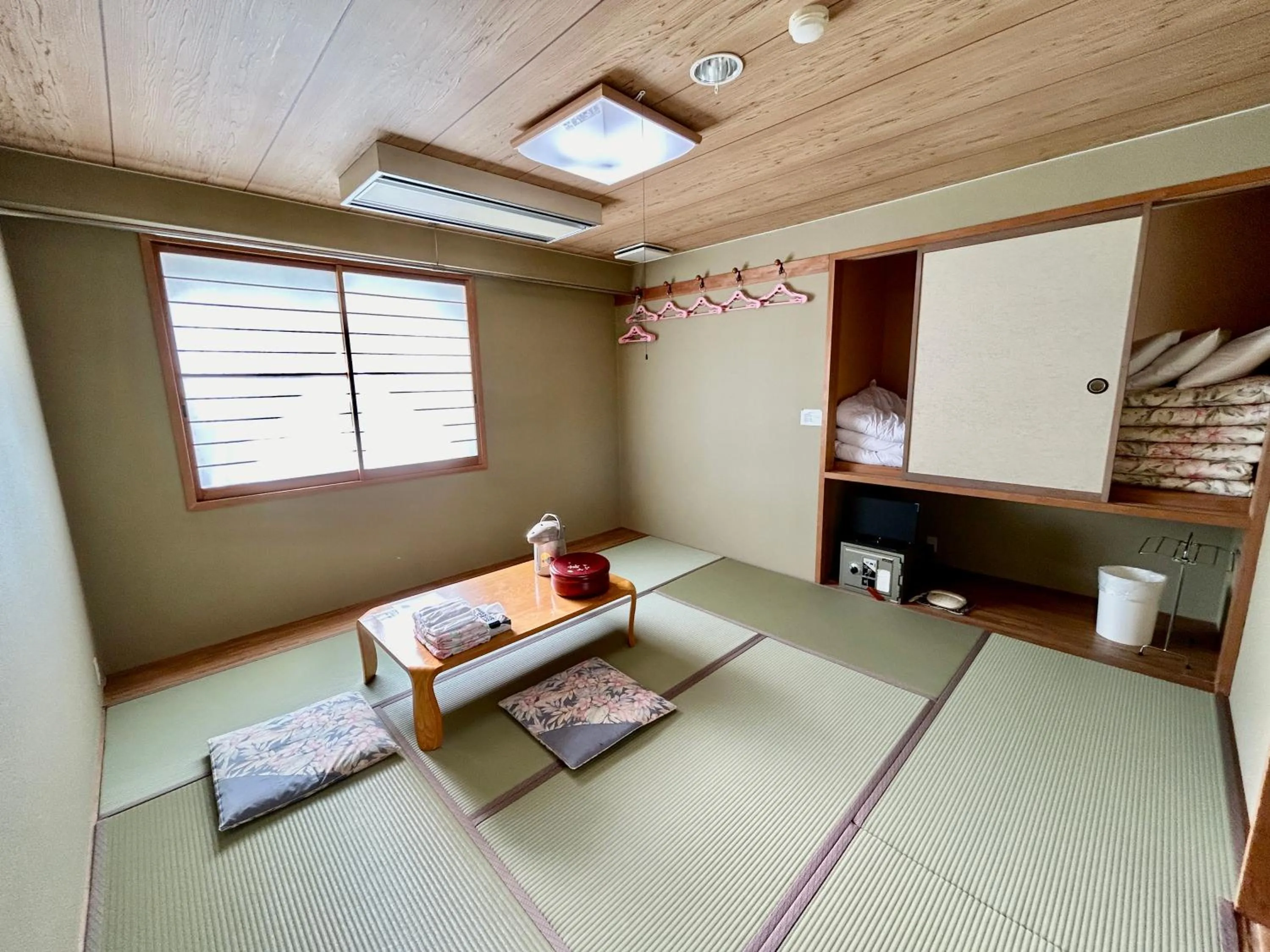 Bed in Hakuba King Hotel