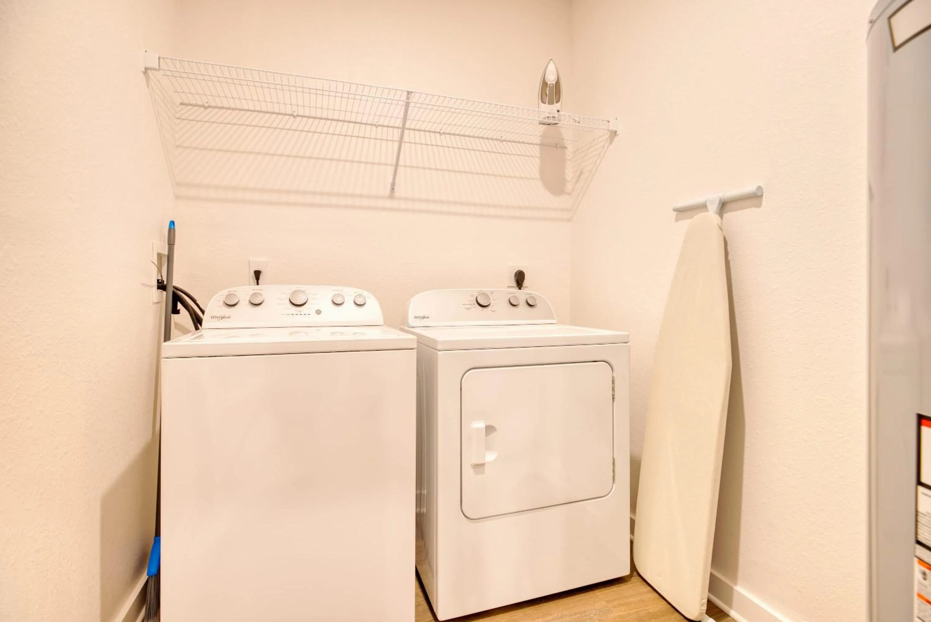 Deluxe One Bedroom Apartment