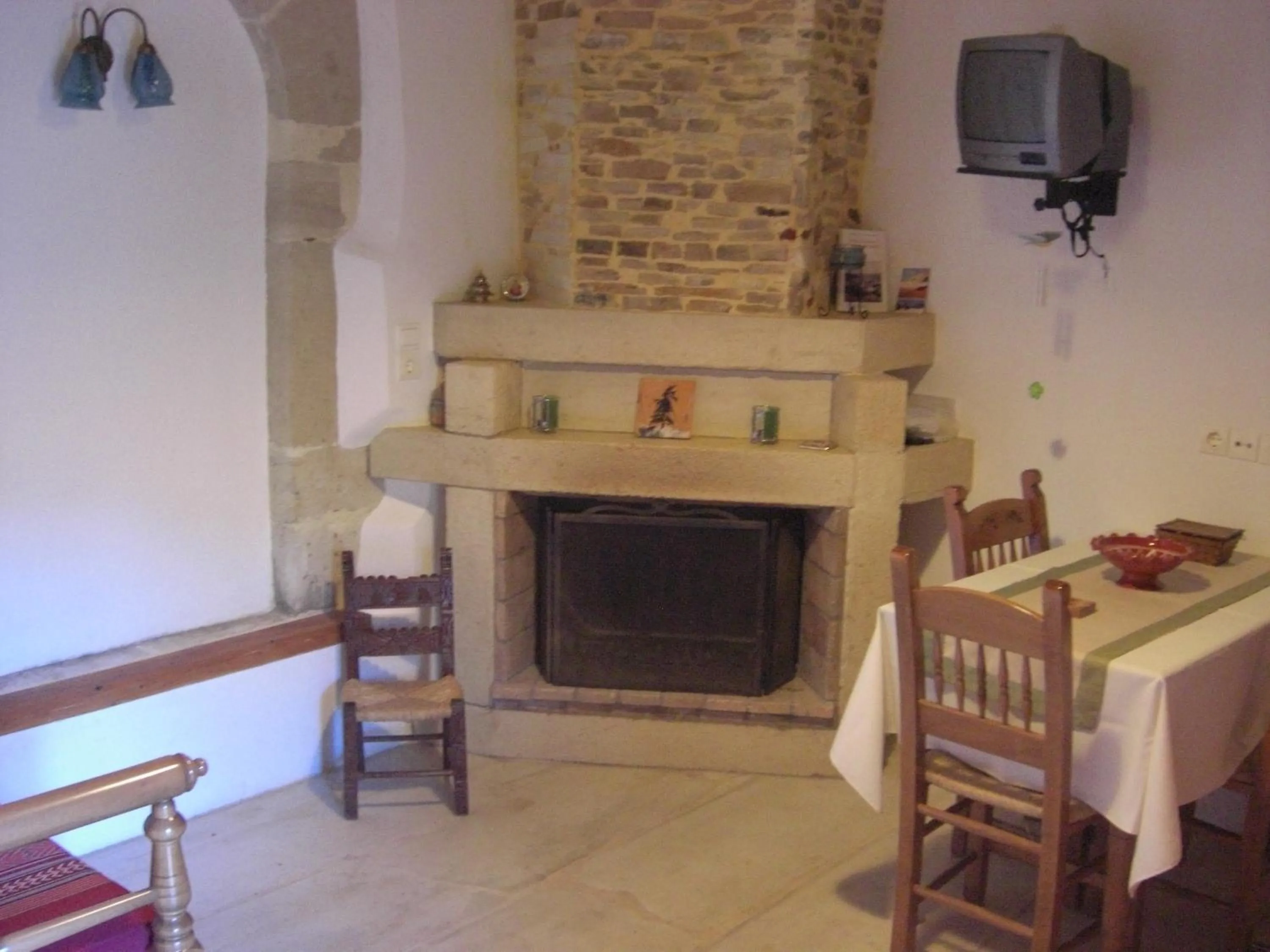 Day in Patriko Traditional Stone Houses