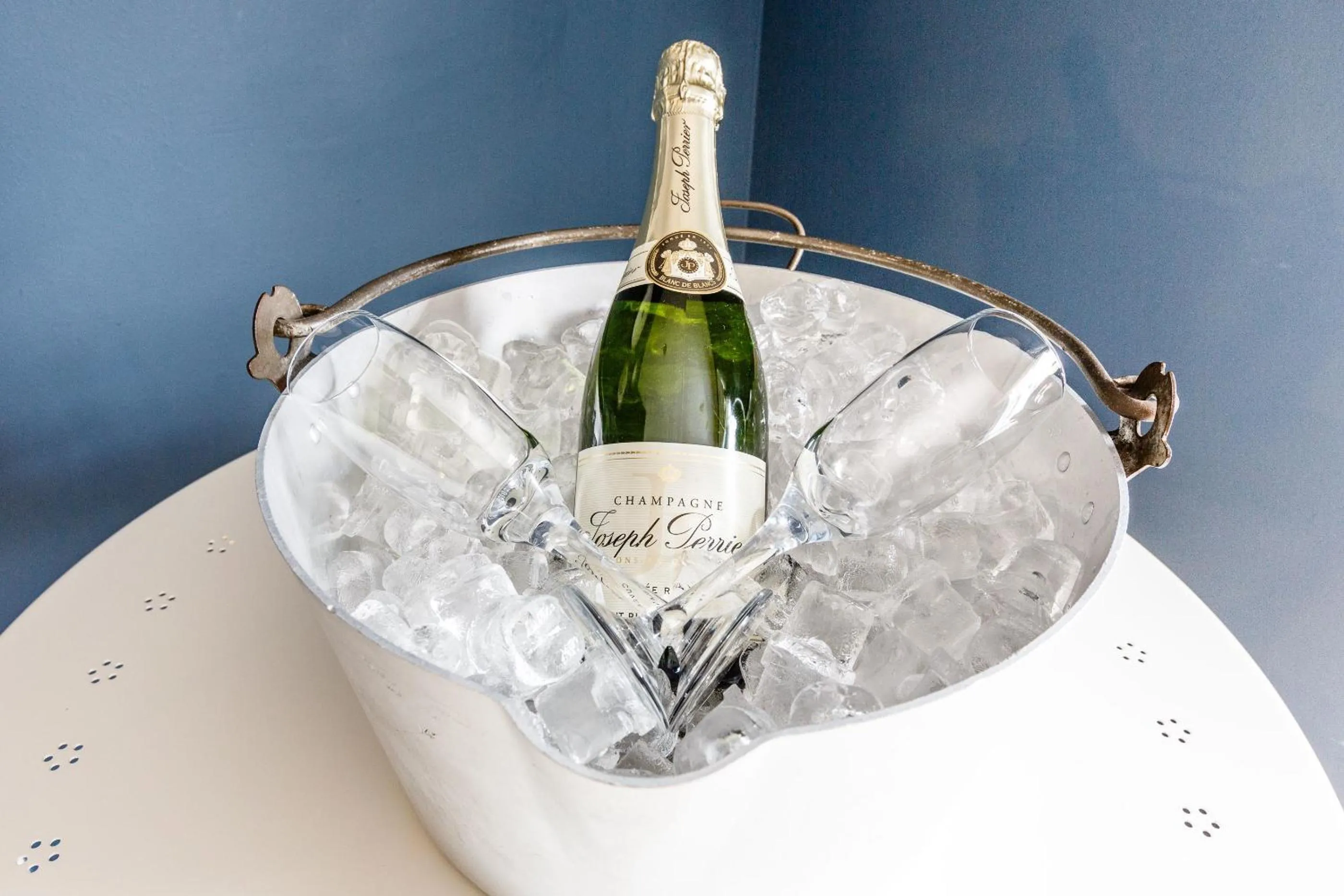 Alcoholic drinks in The Boat Inn