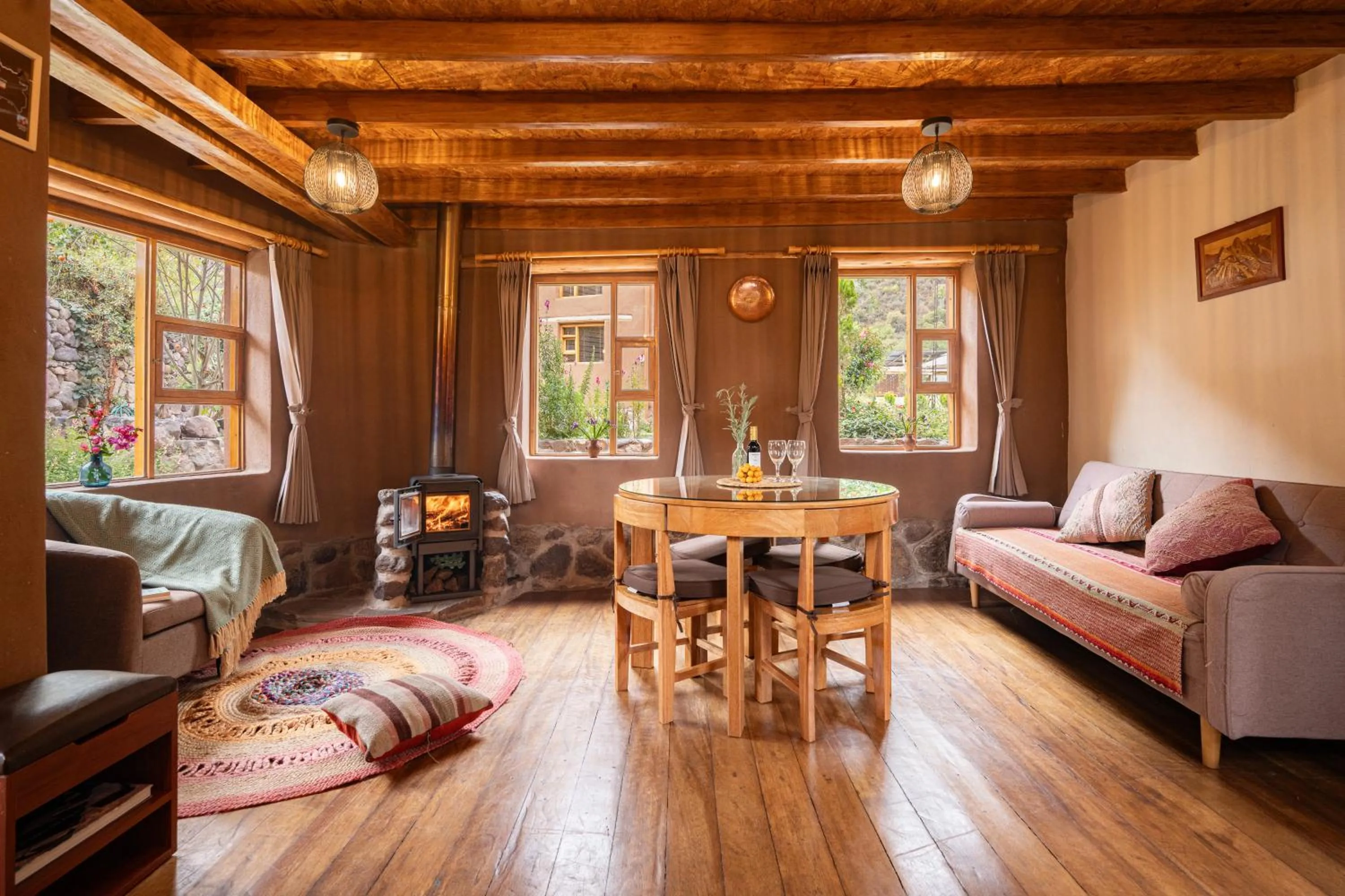 Living room in Unuwasi Hotel & Villa