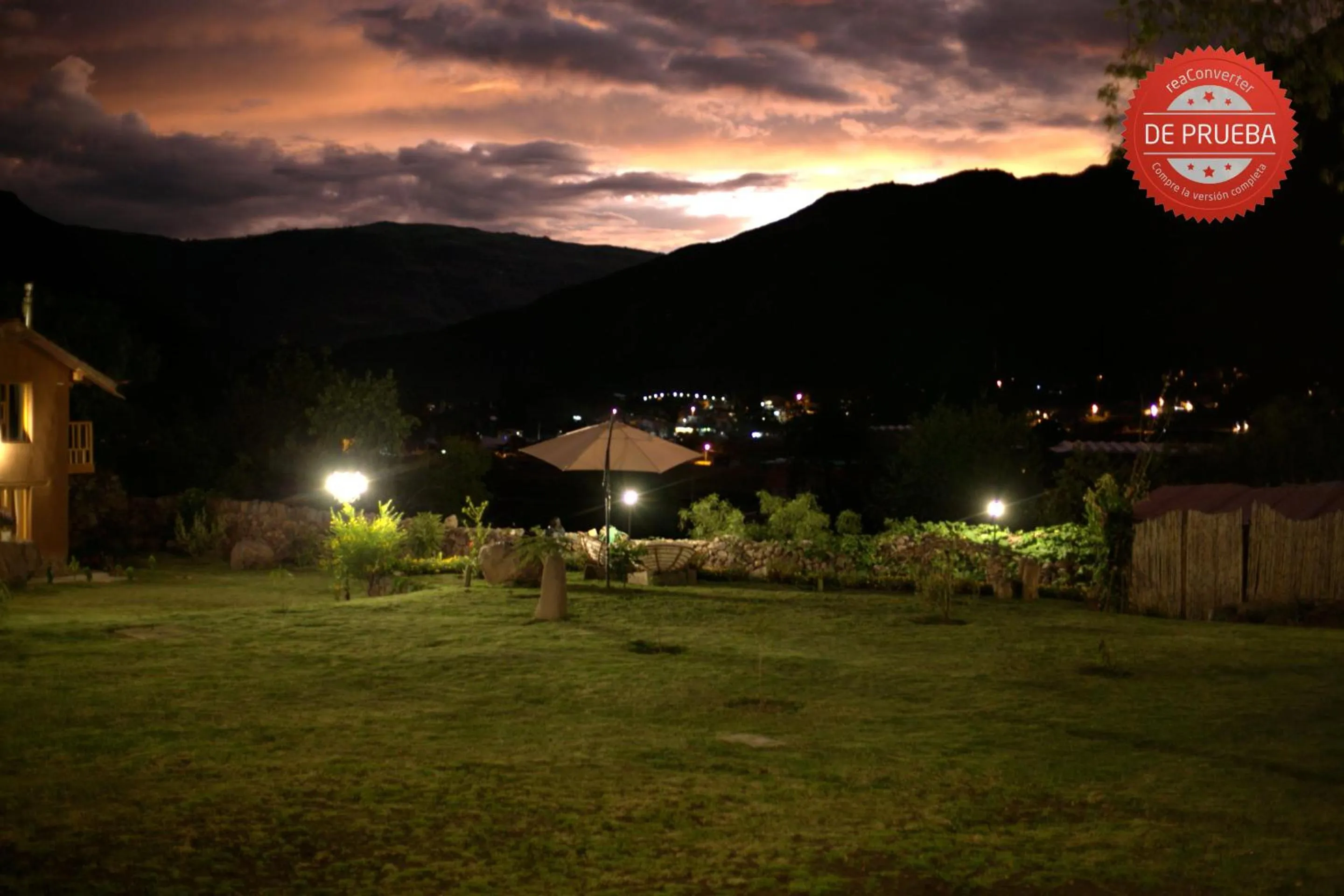 Night in Unuwasi Hotel & Villa