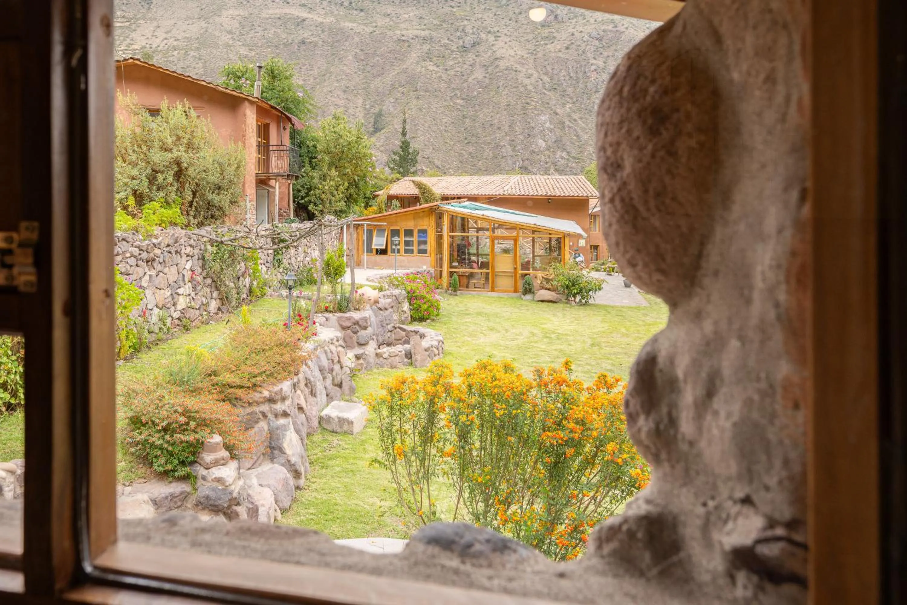 Spring in Unuwasi Hotel & Villa