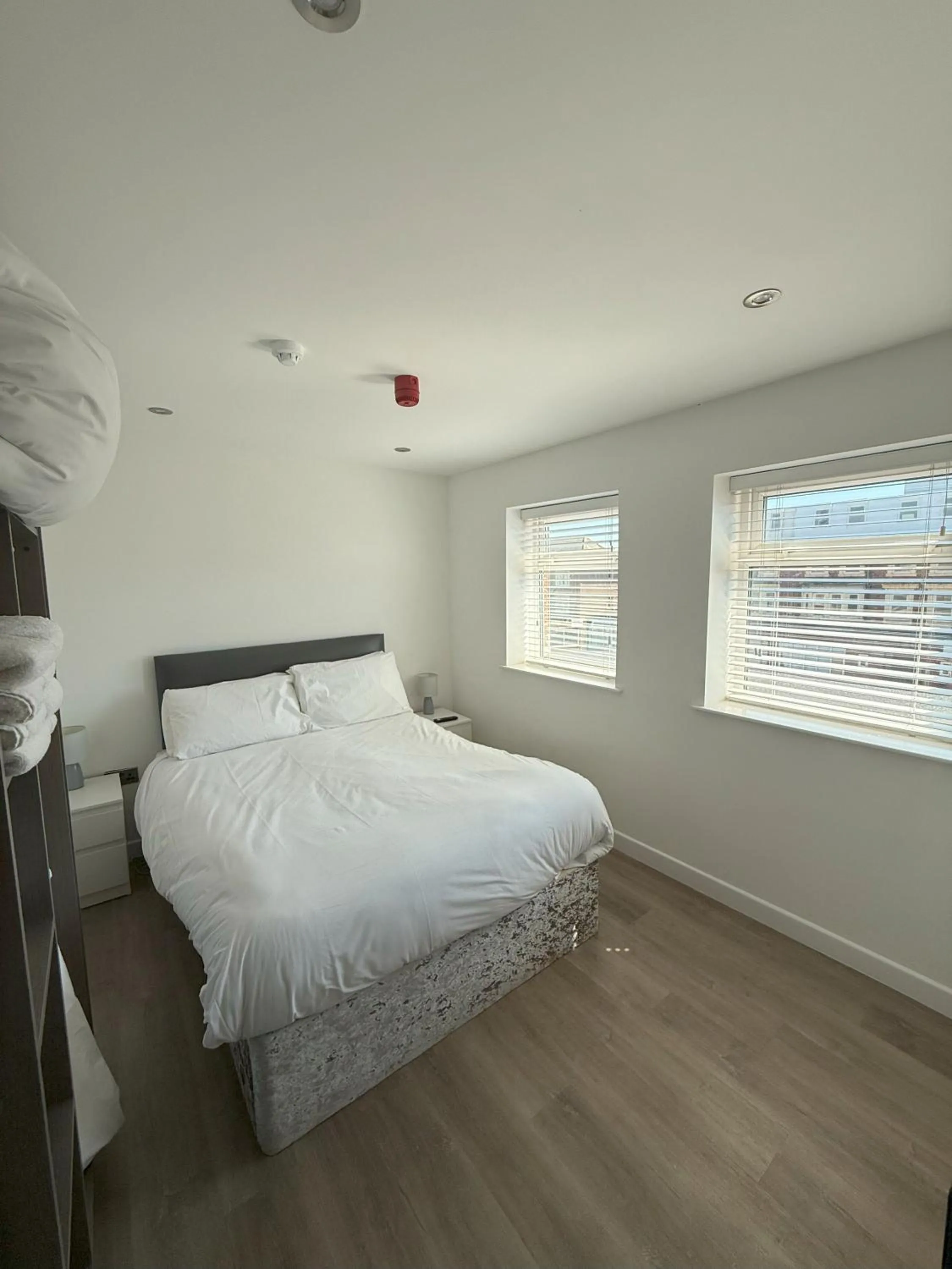 Bedroom, Bed in Coastal Plaza