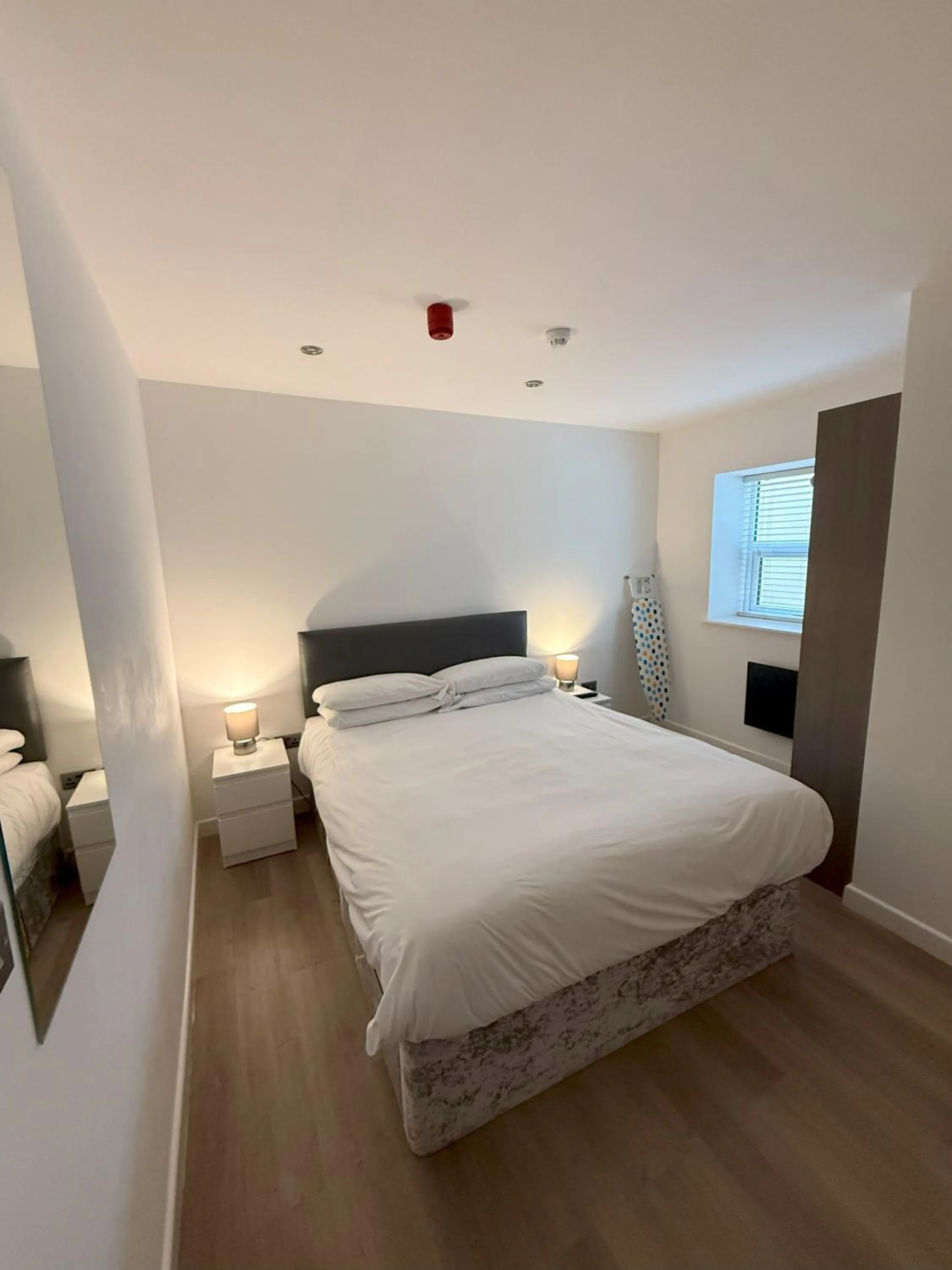 Bedroom, Bed in Coastal Plaza