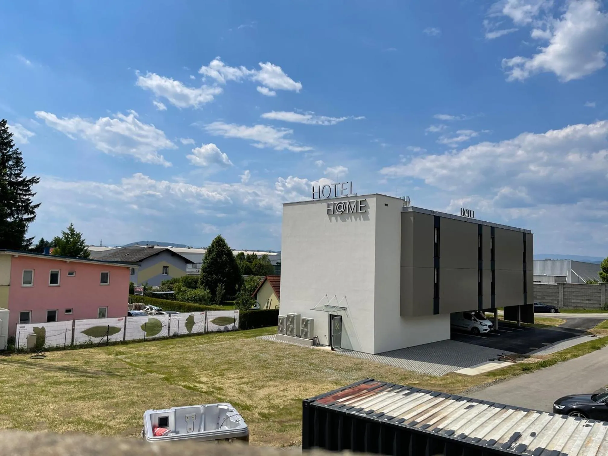 Hotel AT HOME - late arrival self check in