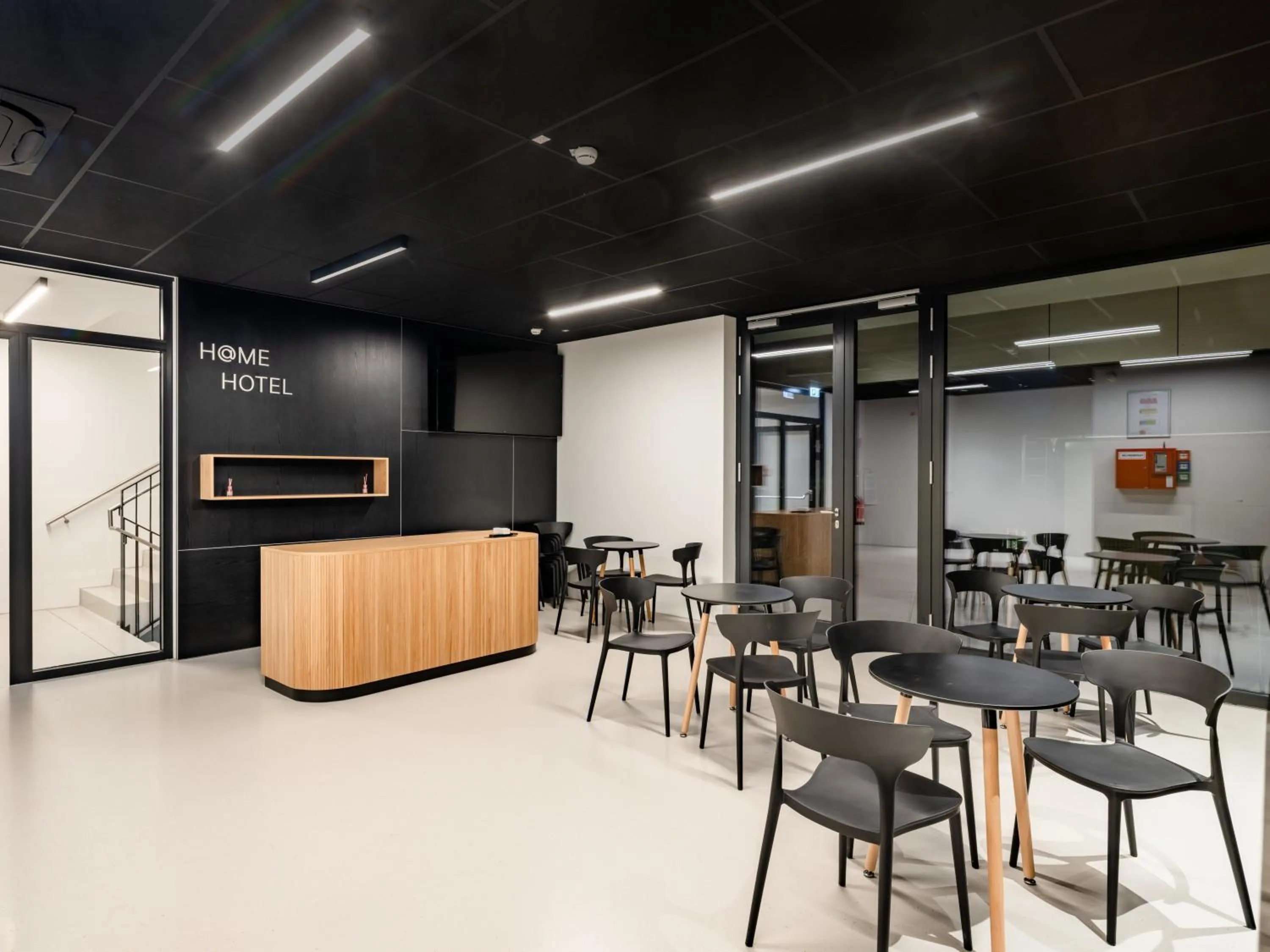 Lobby or reception in Hotel AT HOME - late arrival self check in