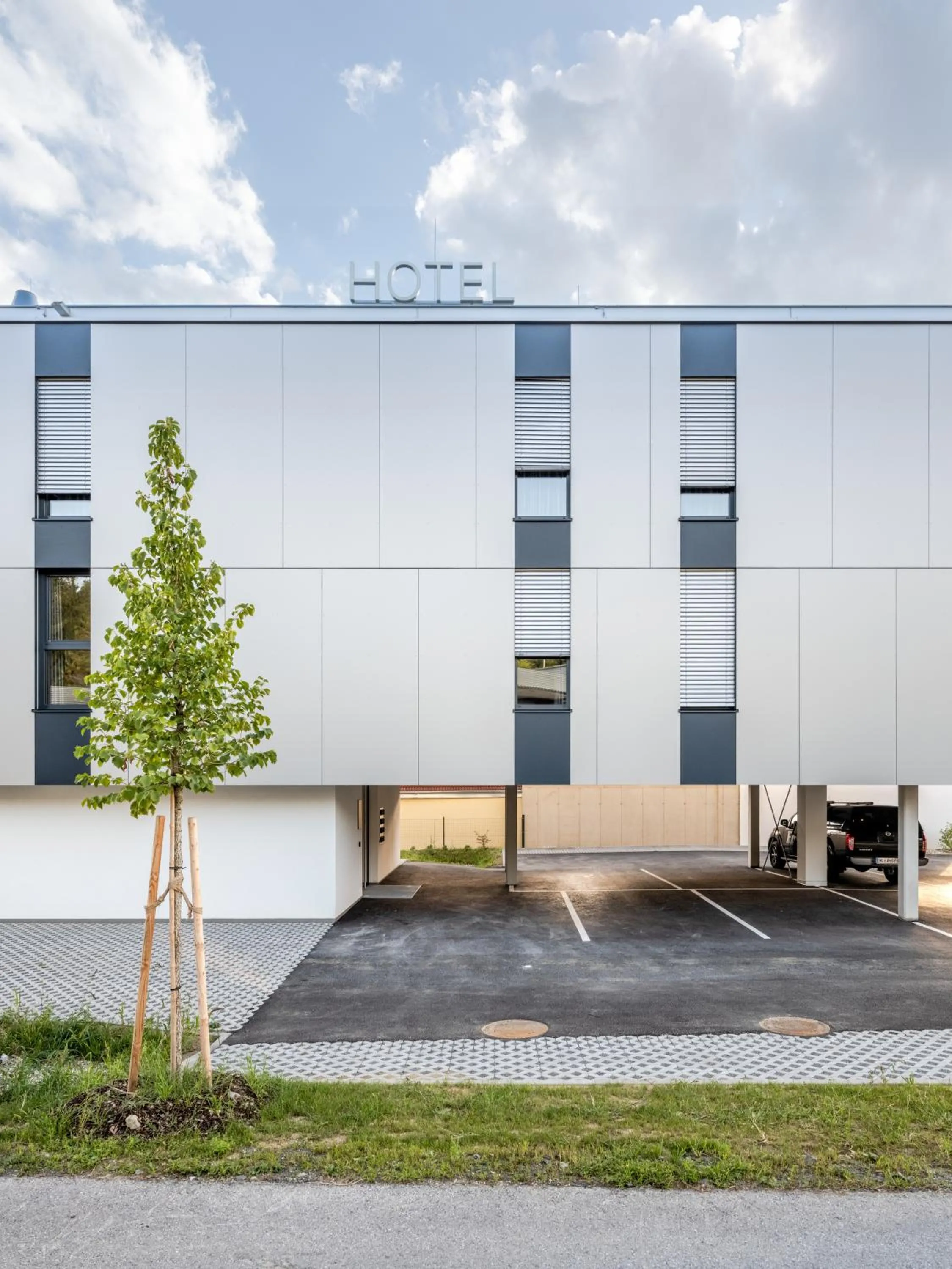 Hotel AT HOME - late arrival self check in