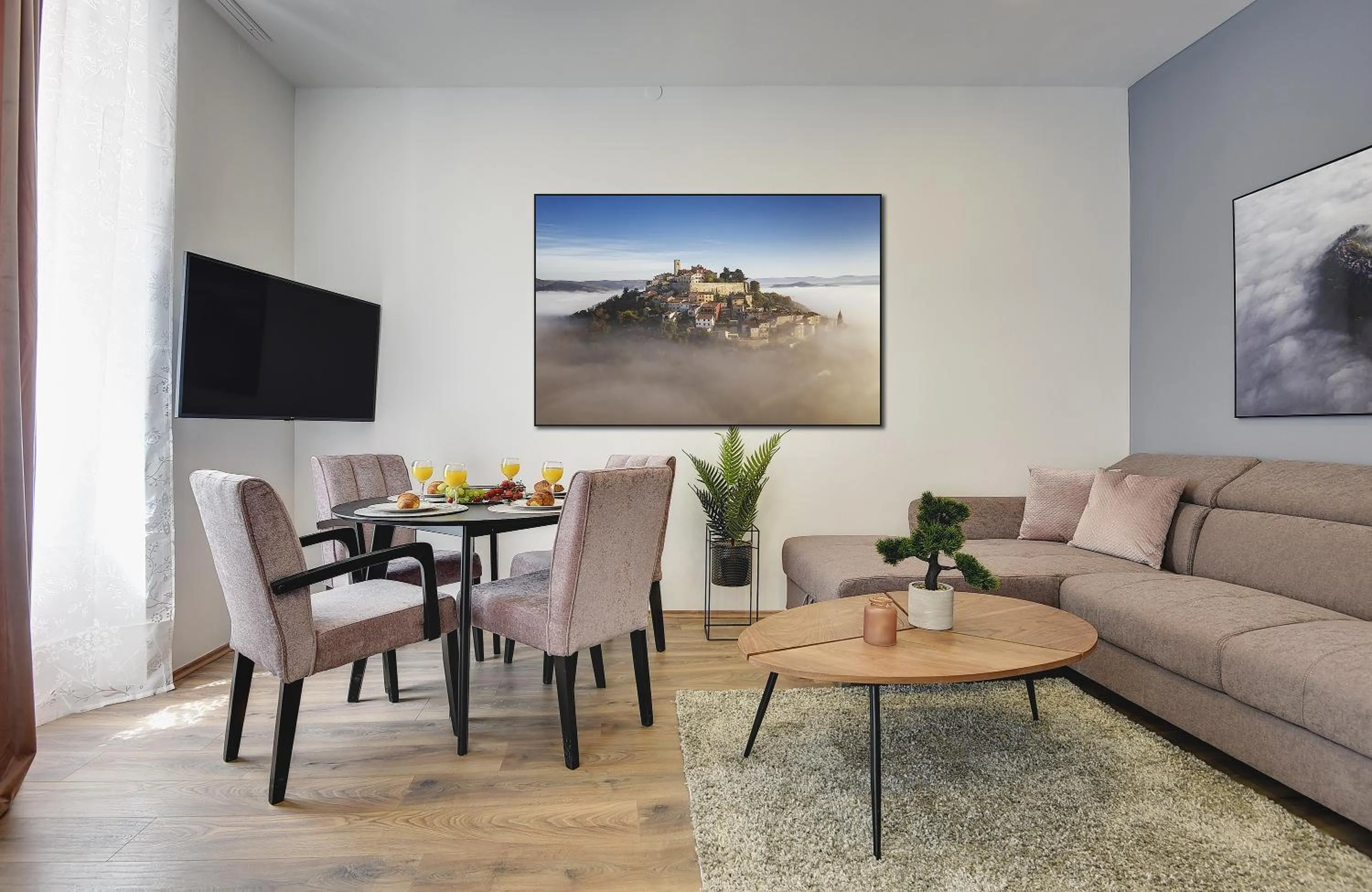 Living room in D&A Central Luxury Apartments with FREE Parking