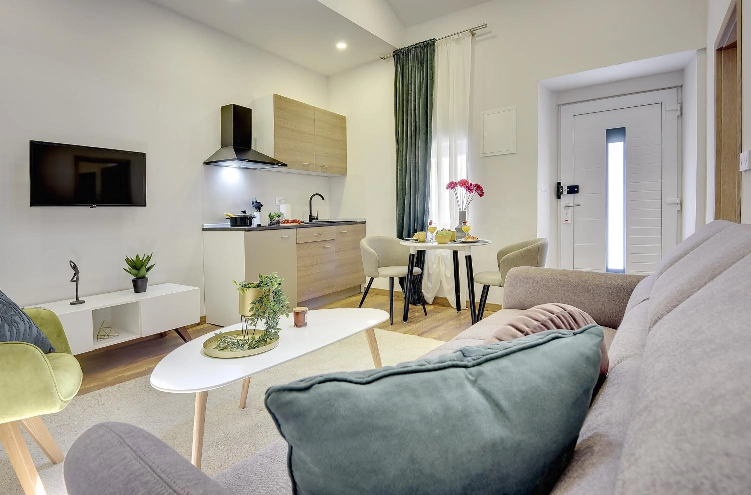 Living room in D&A Central Luxury Apartments with FREE Parking