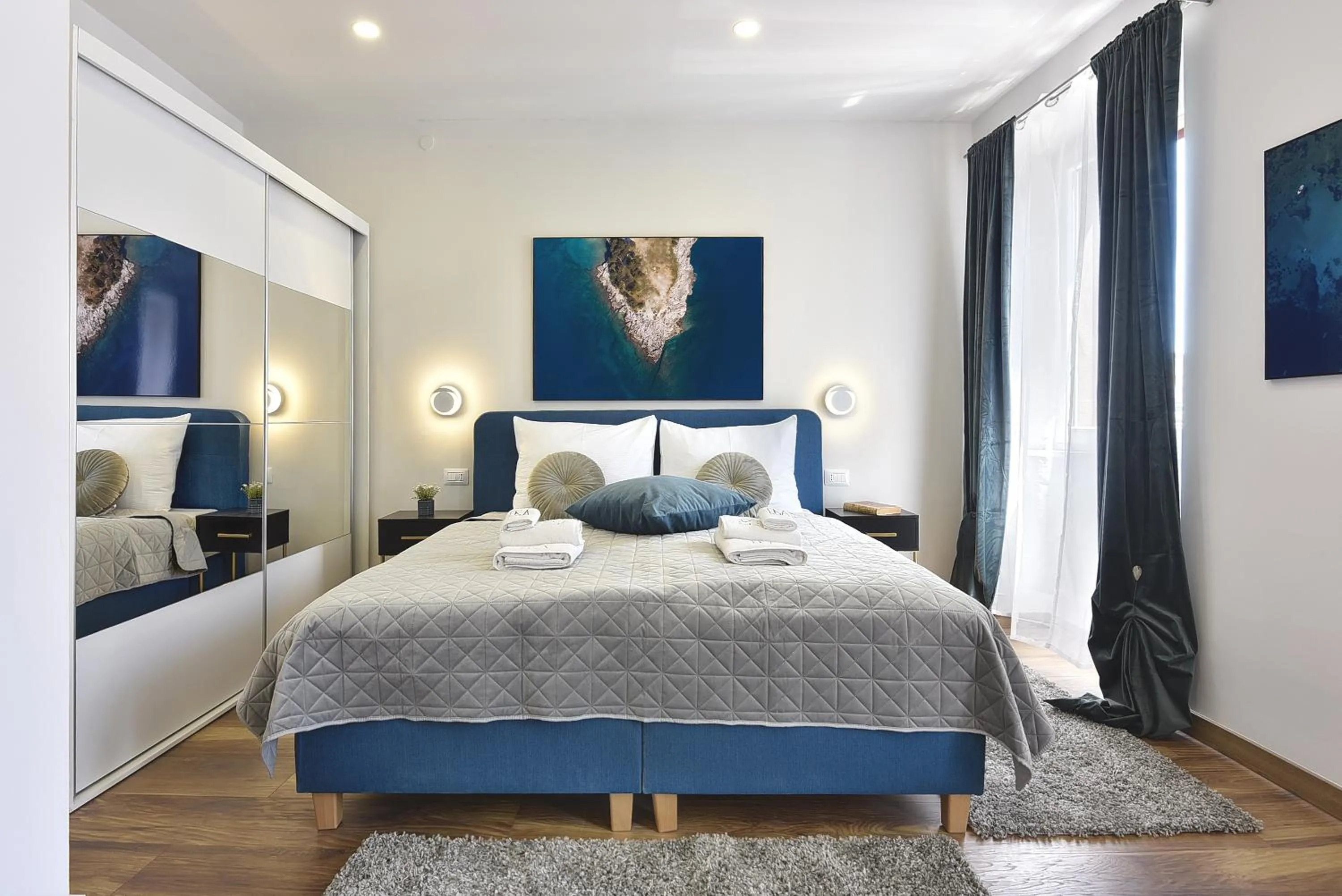 Bed in D&A Central Luxury Apartments with FREE Parking