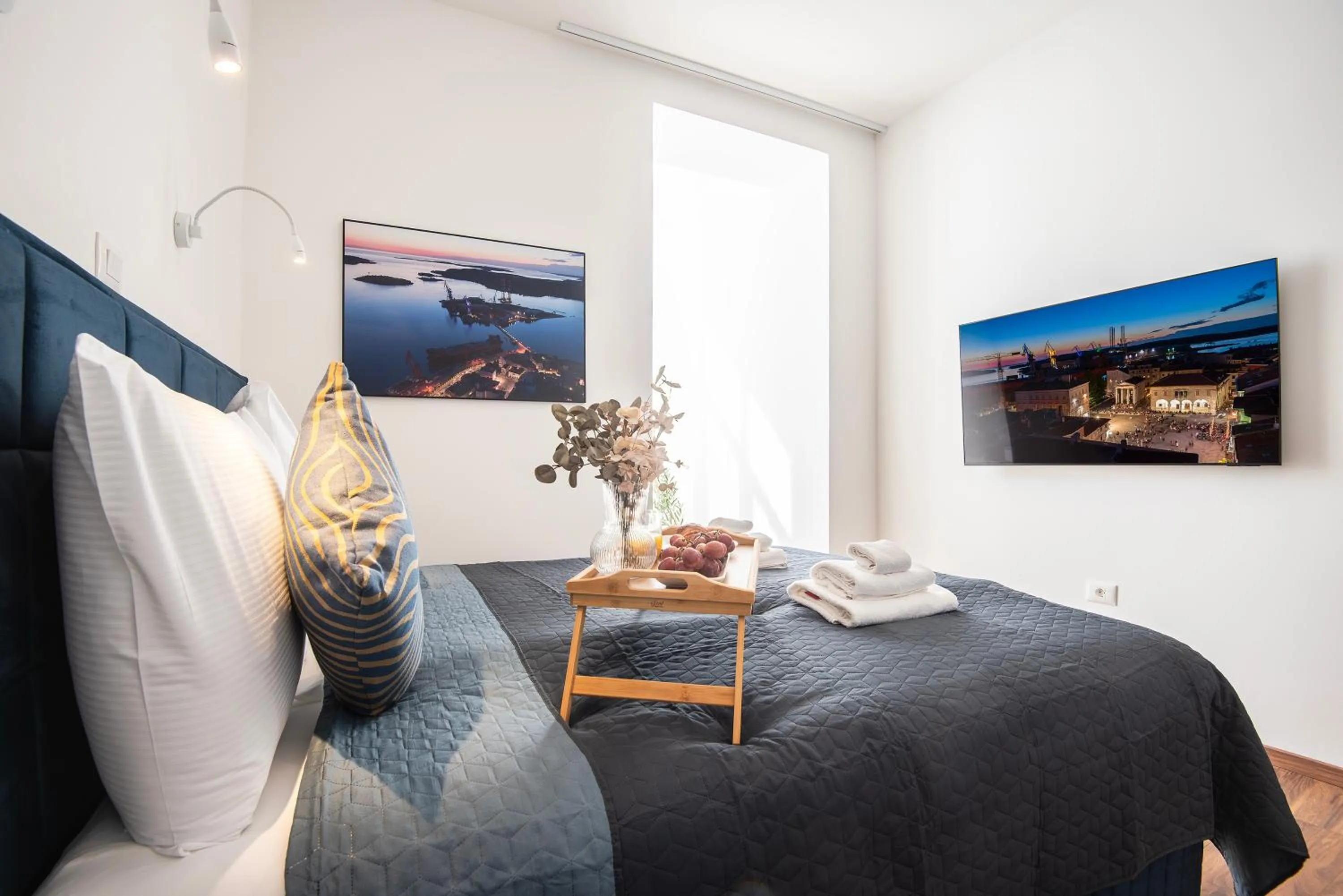 Bedroom, Bed in D&A Central Luxury Apartments with FREE Parking