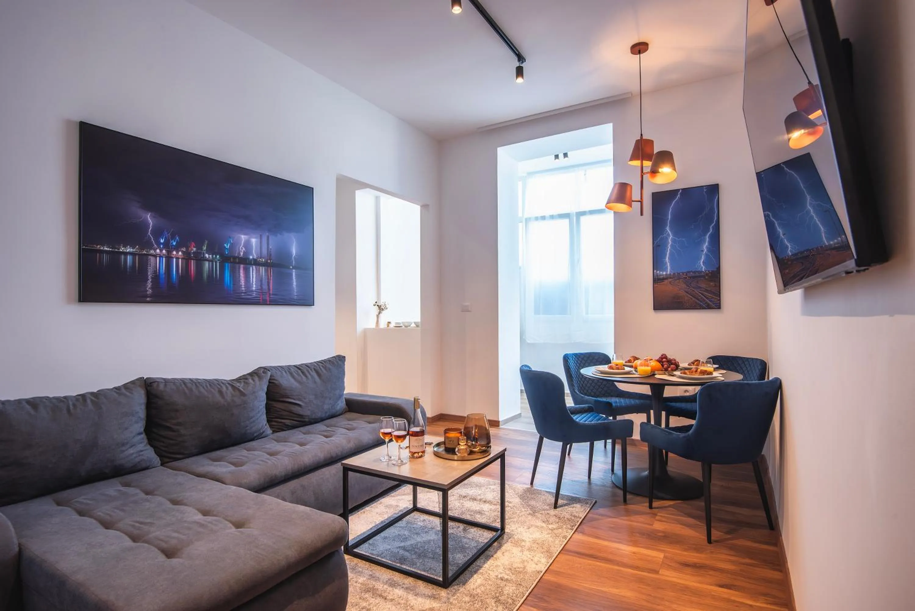 Living room in D&A Central Luxury Apartments with FREE Parking