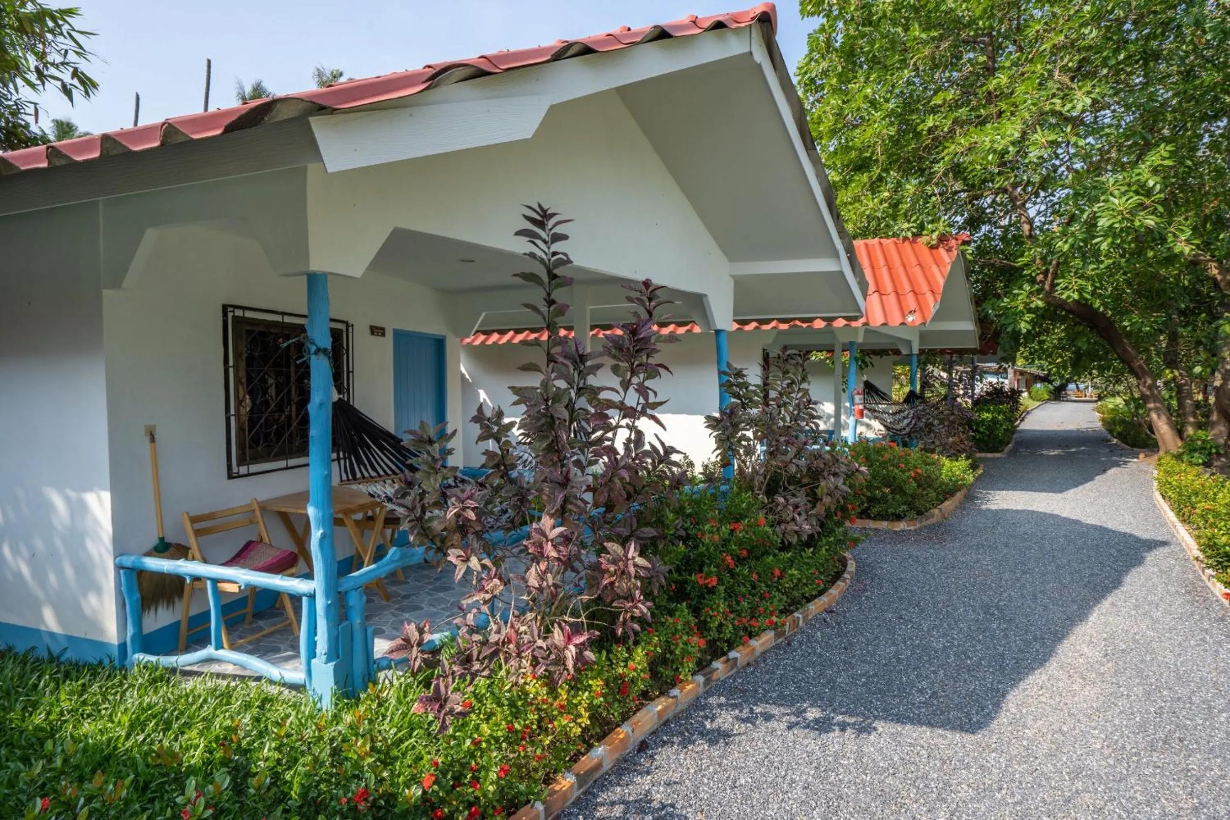 Property building in Isara Lanta Beach Resort