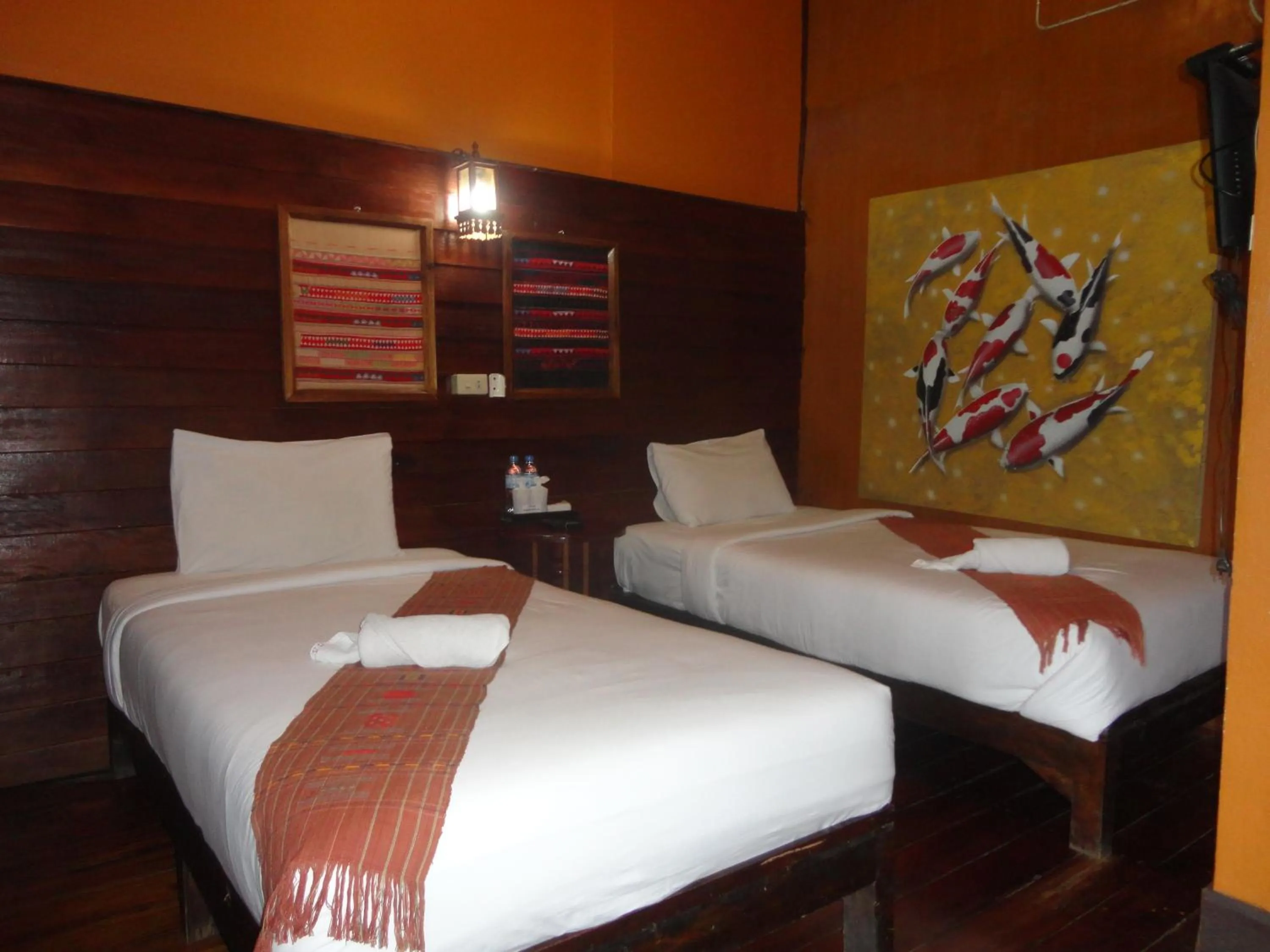 Photo of the whole room, Bed in Baanfai Guesthouse Chiangkhong