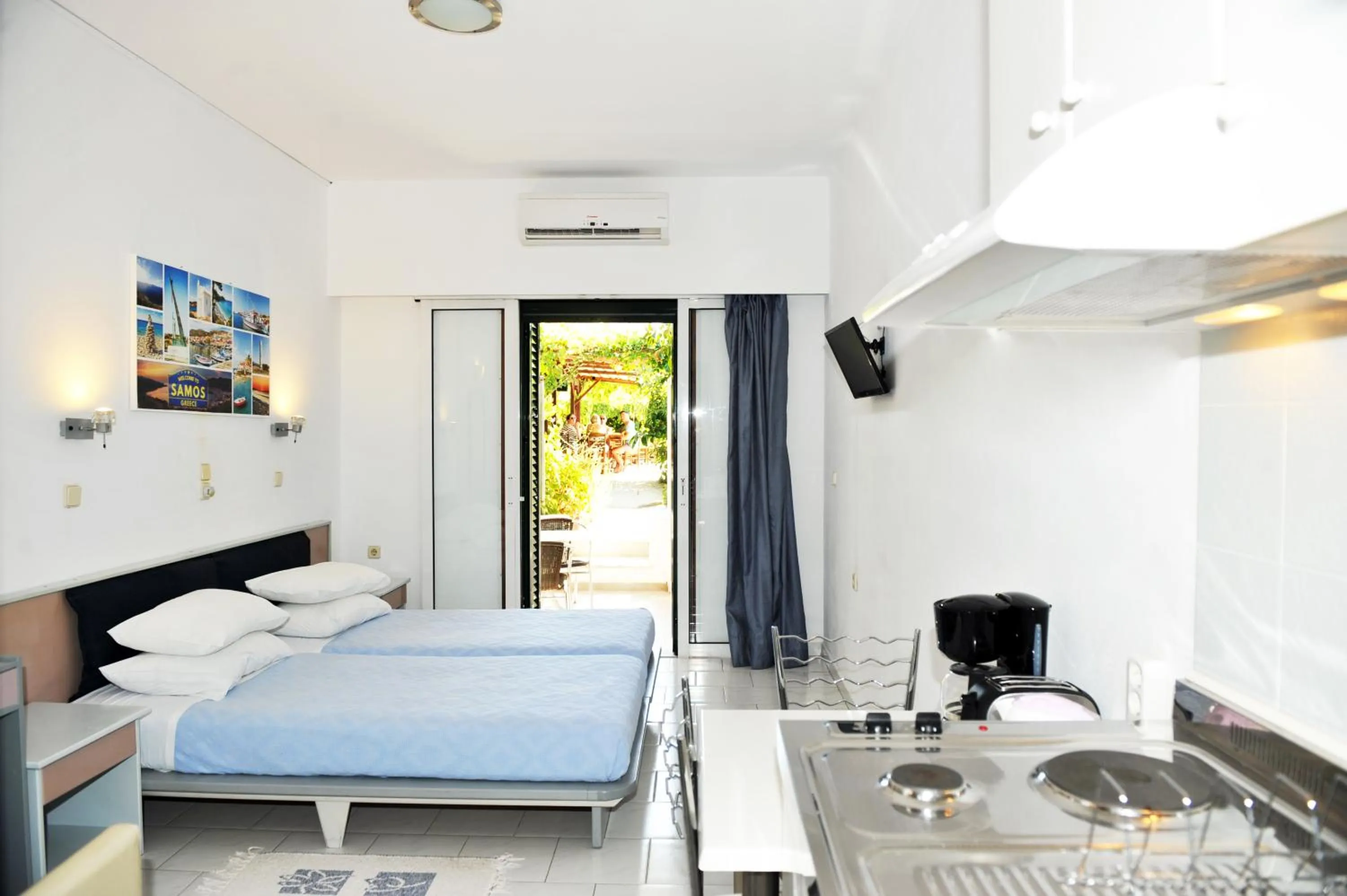 Coffee/tea facilities, Bed in Anna Studios