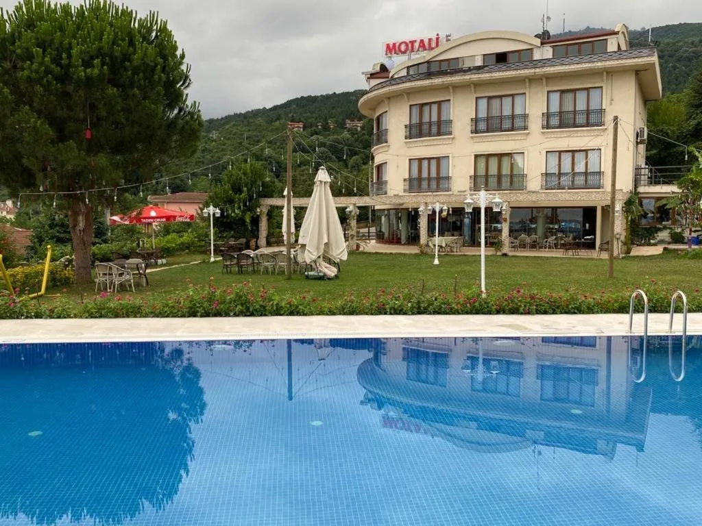 Swimming pool in Motali Life Hotel