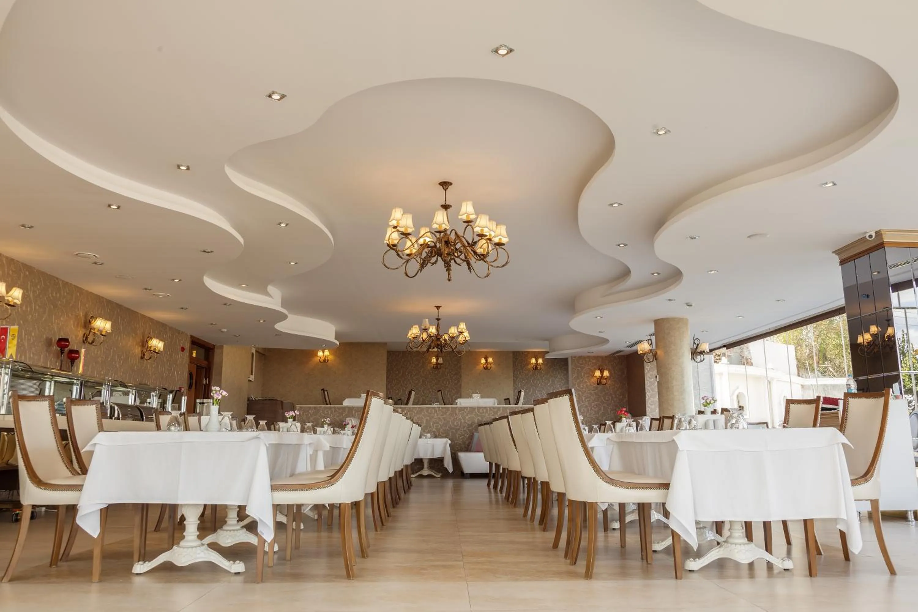 Banquet/Function facilities in Motali Life Hotel