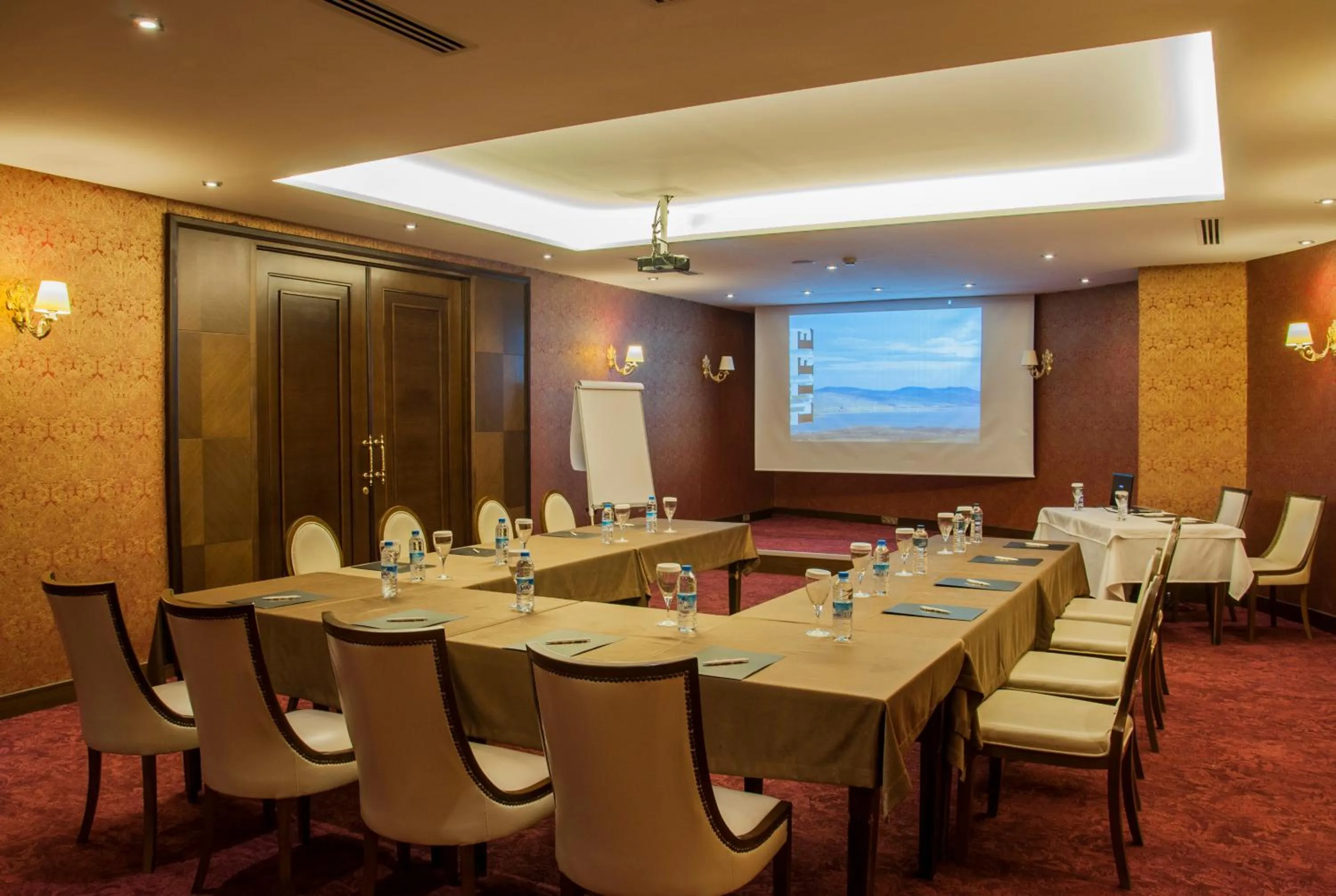 Meeting/conference room in Motali Life Hotel