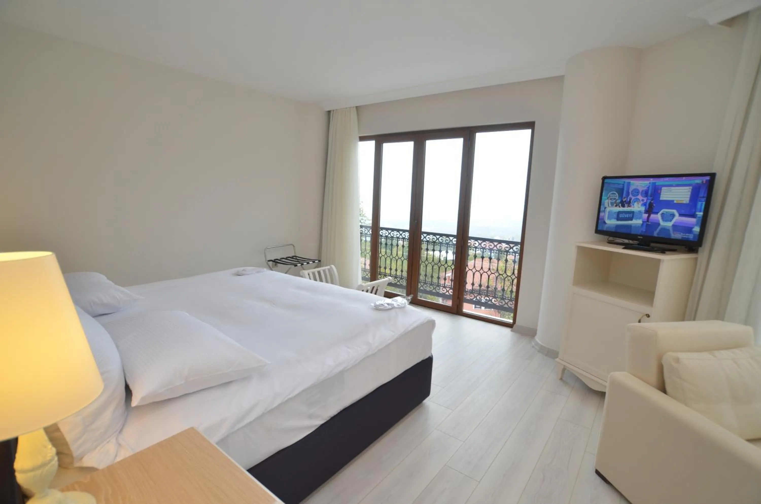 View (from property/room), Bed in Motali Life Hotel