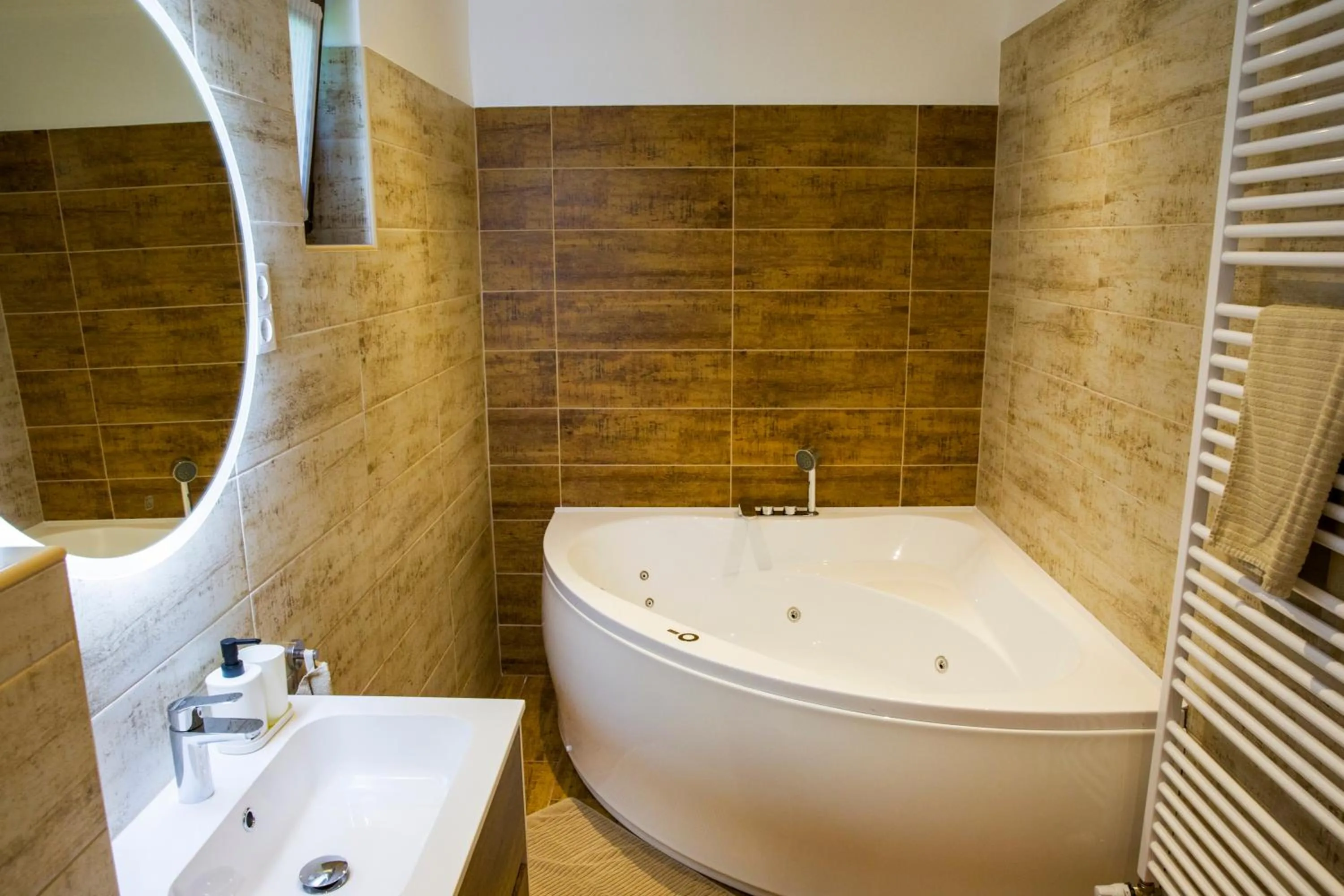 Kukorica Csárda Apartman