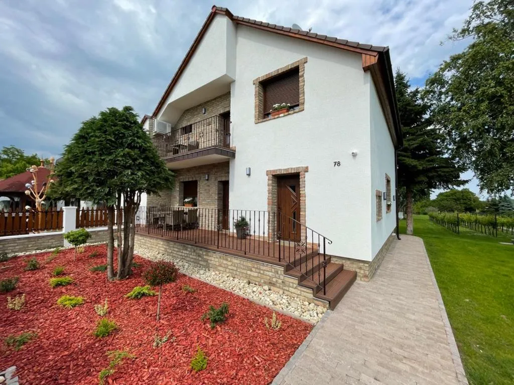 Property building in Kukorica Csárda Apartman