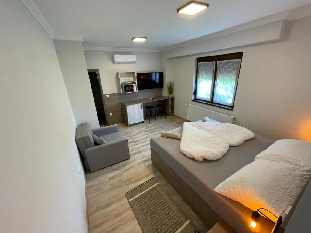 Photo of the whole room, Bed in Kukorica Csárda Apartman