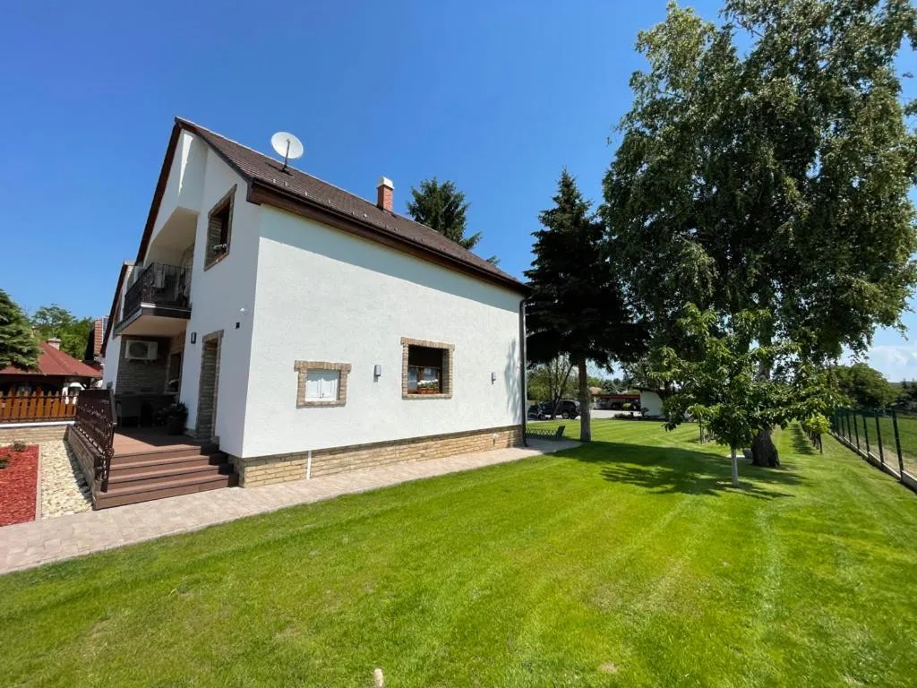 Kukorica Csárda Apartman