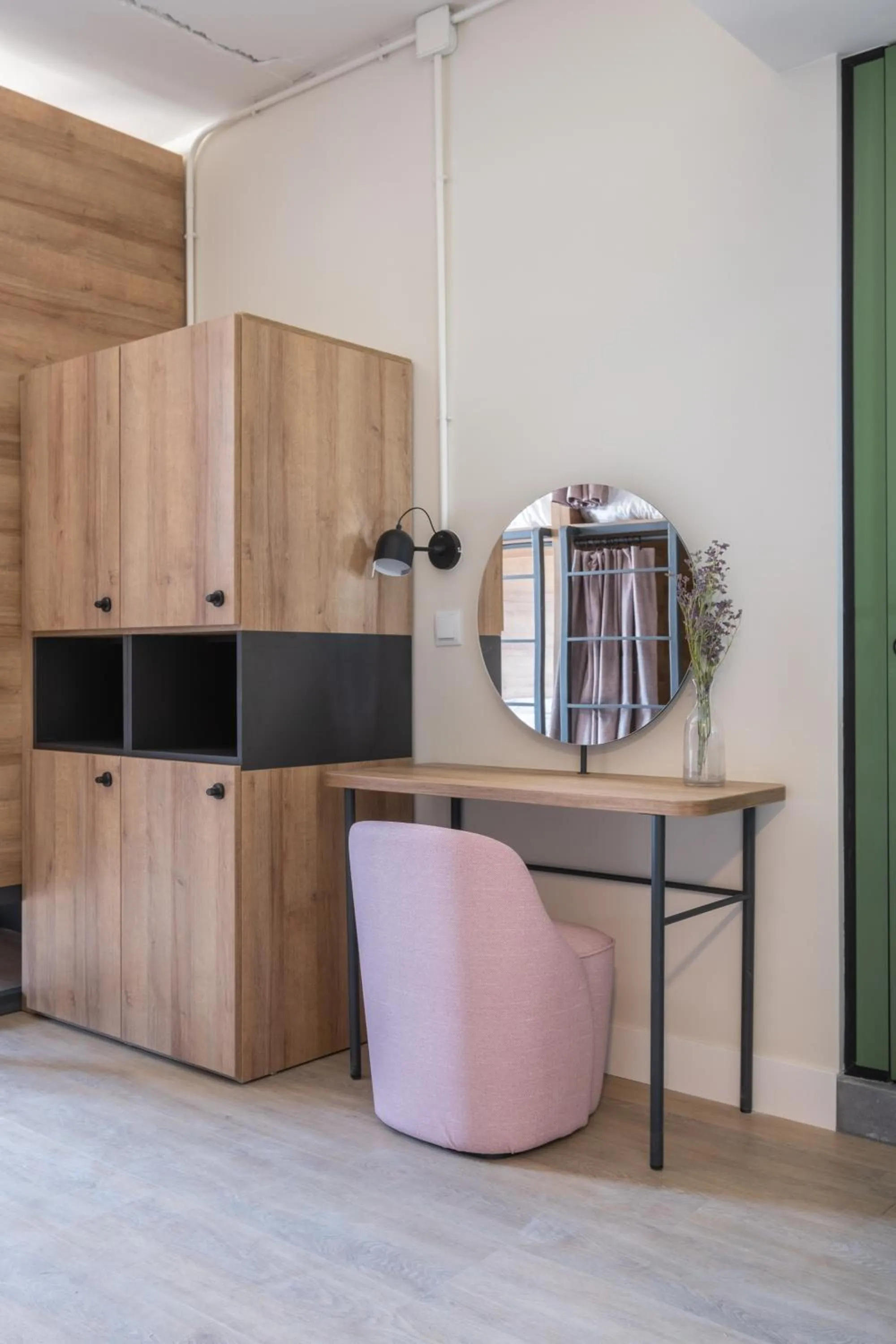 Bedroom in LATROUPE Grand Place