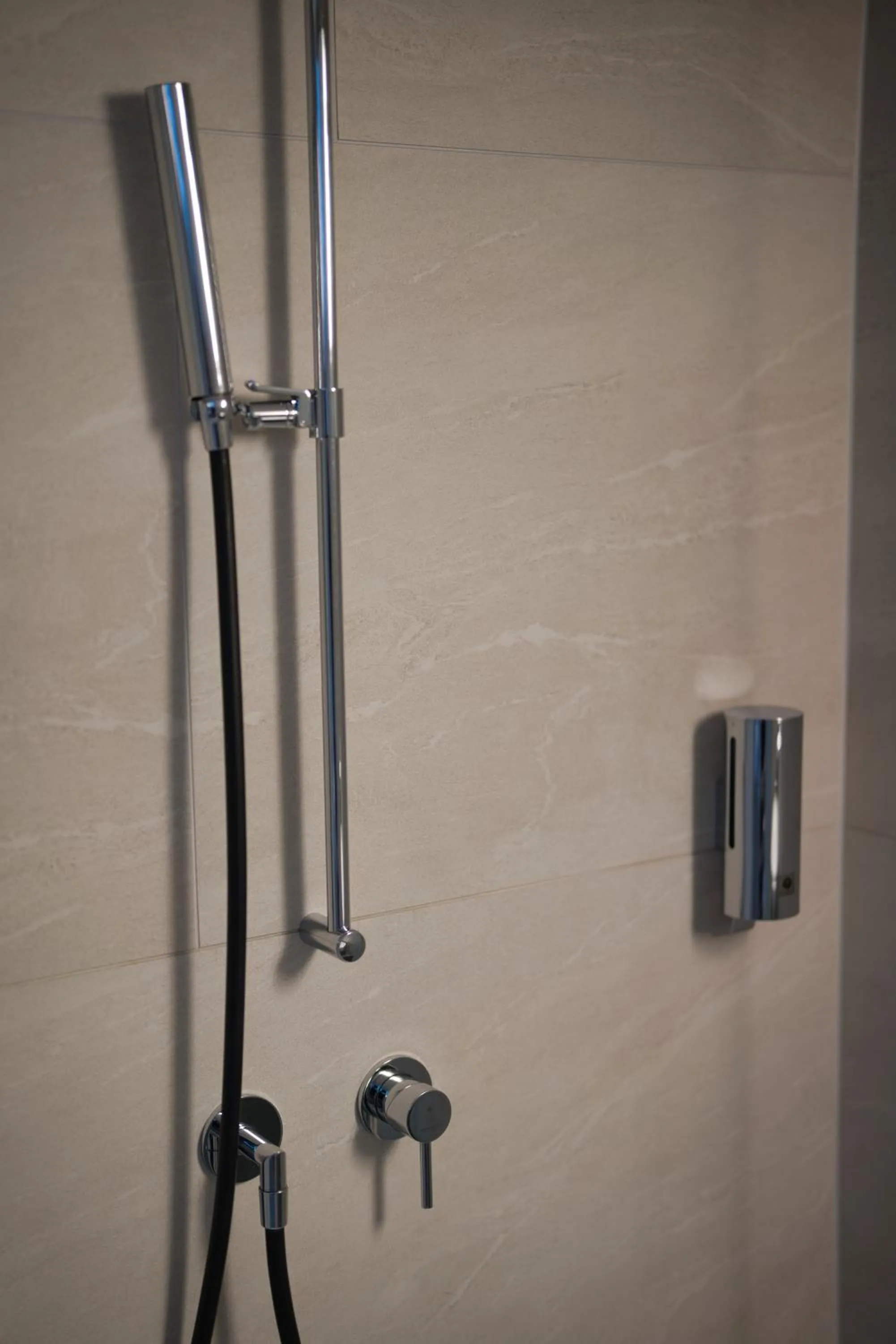 Shower in Eiger View Alpine Lodge