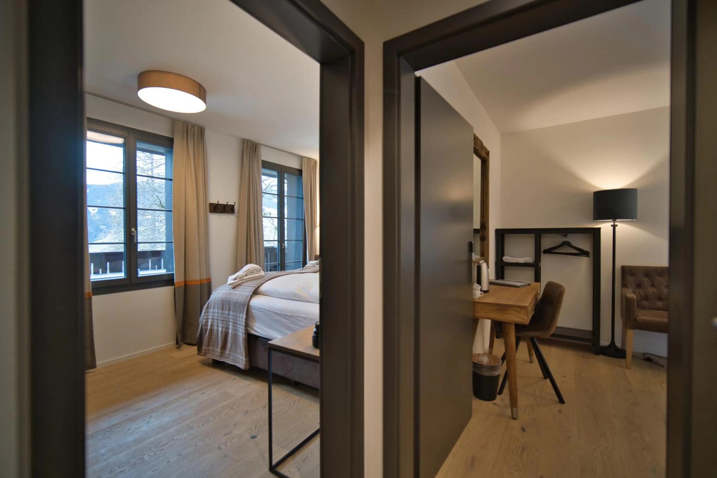 Bed in Eiger View Alpine Lodge