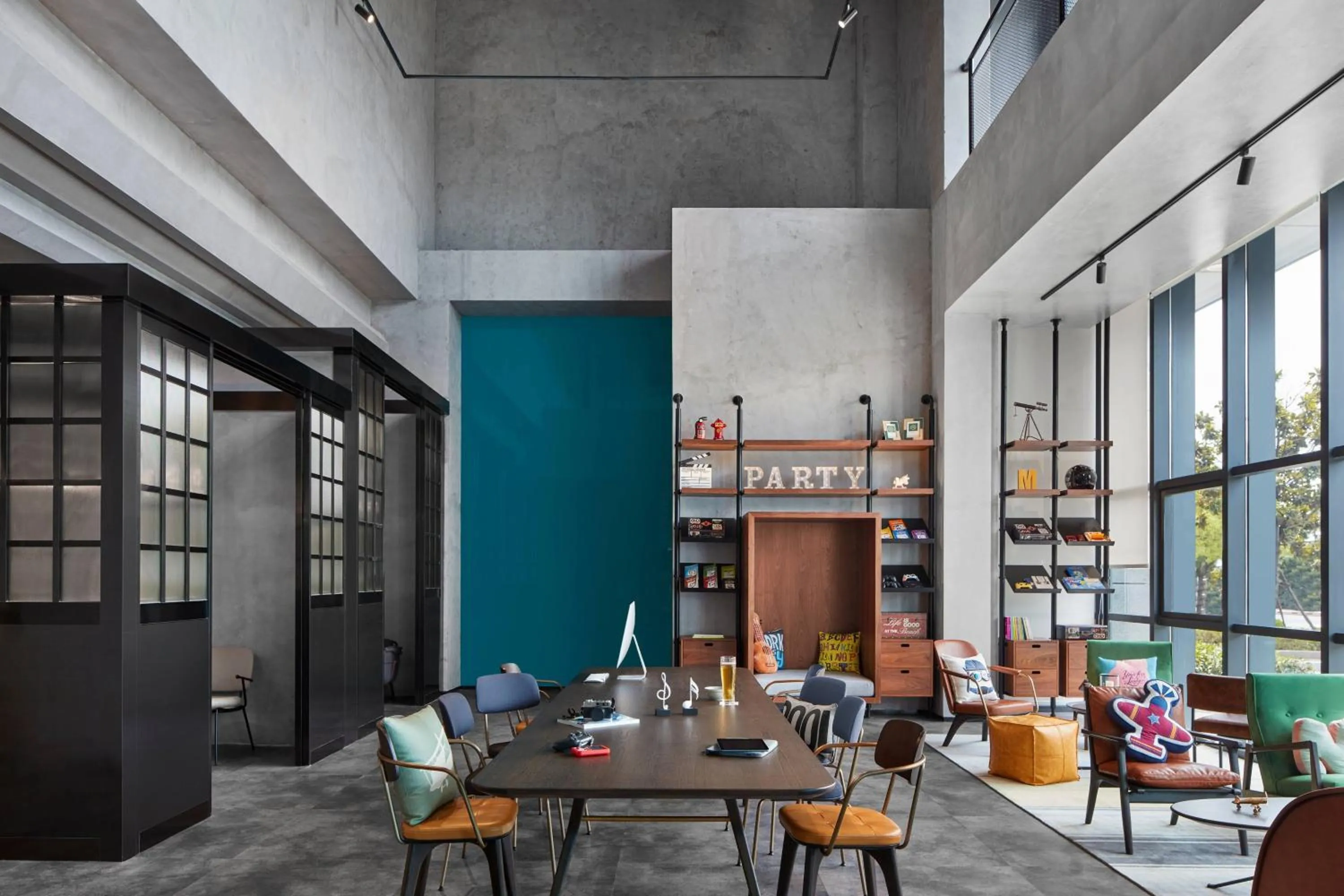 Lobby or reception in Moxy Shanghai Hongqiao NECC