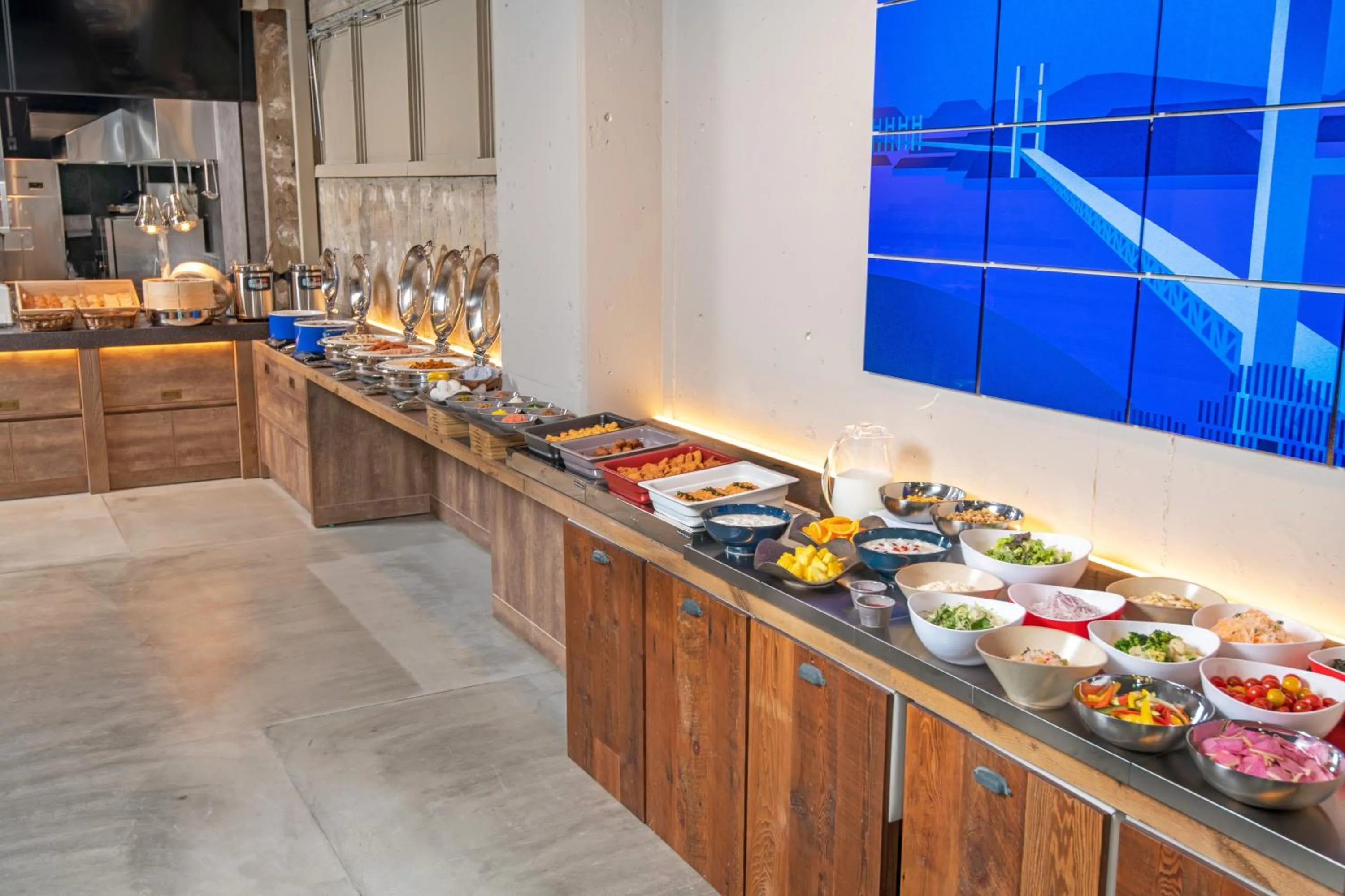 Restaurant/places to eat in HOTEL MYSTAYS Okayama