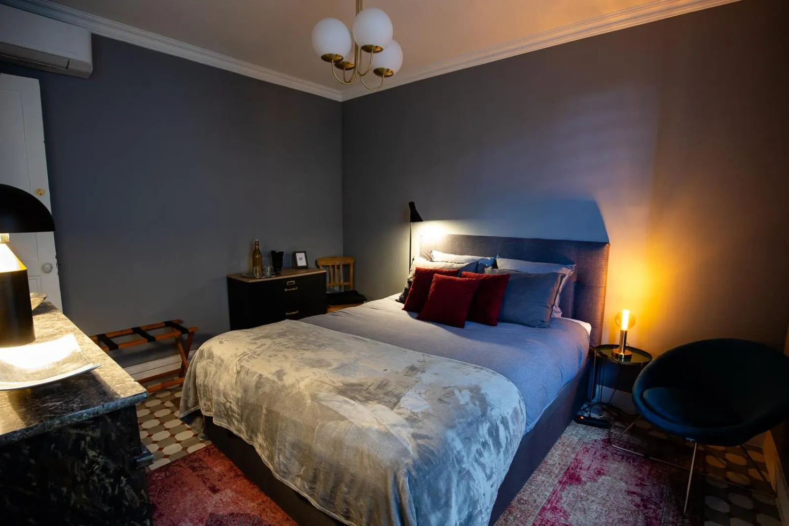 Bedroom in Casa Roma Montpellier Bed&Breakfast chambres d hôte