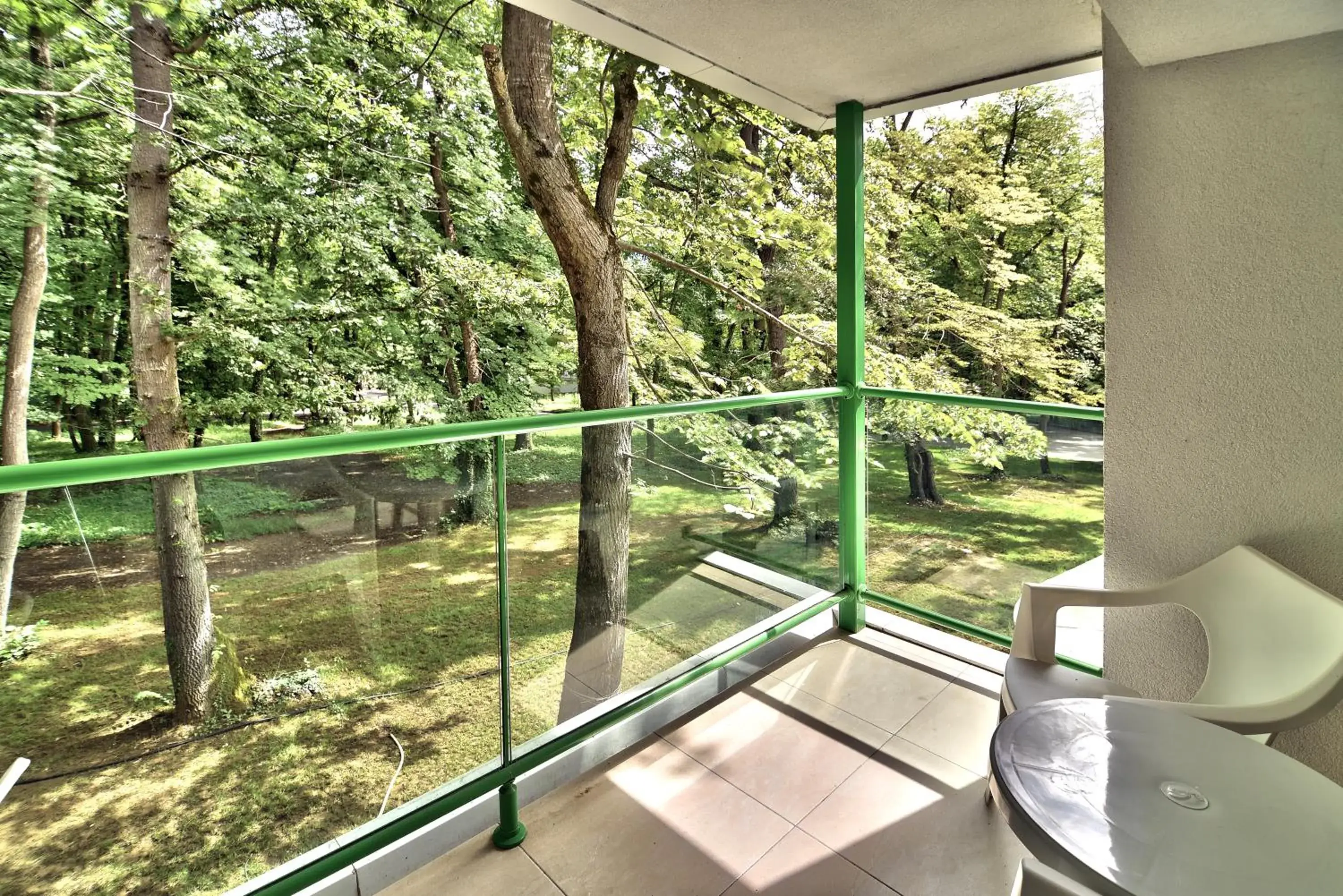 Standard Studio with Balcony ( 2 Adults + 2 Children) - Free Parking in Hotel Forest Beach Standard Studio with Balcony ( 2 Adults + 2 Children) - Free Parking in Hotel Forest Beach