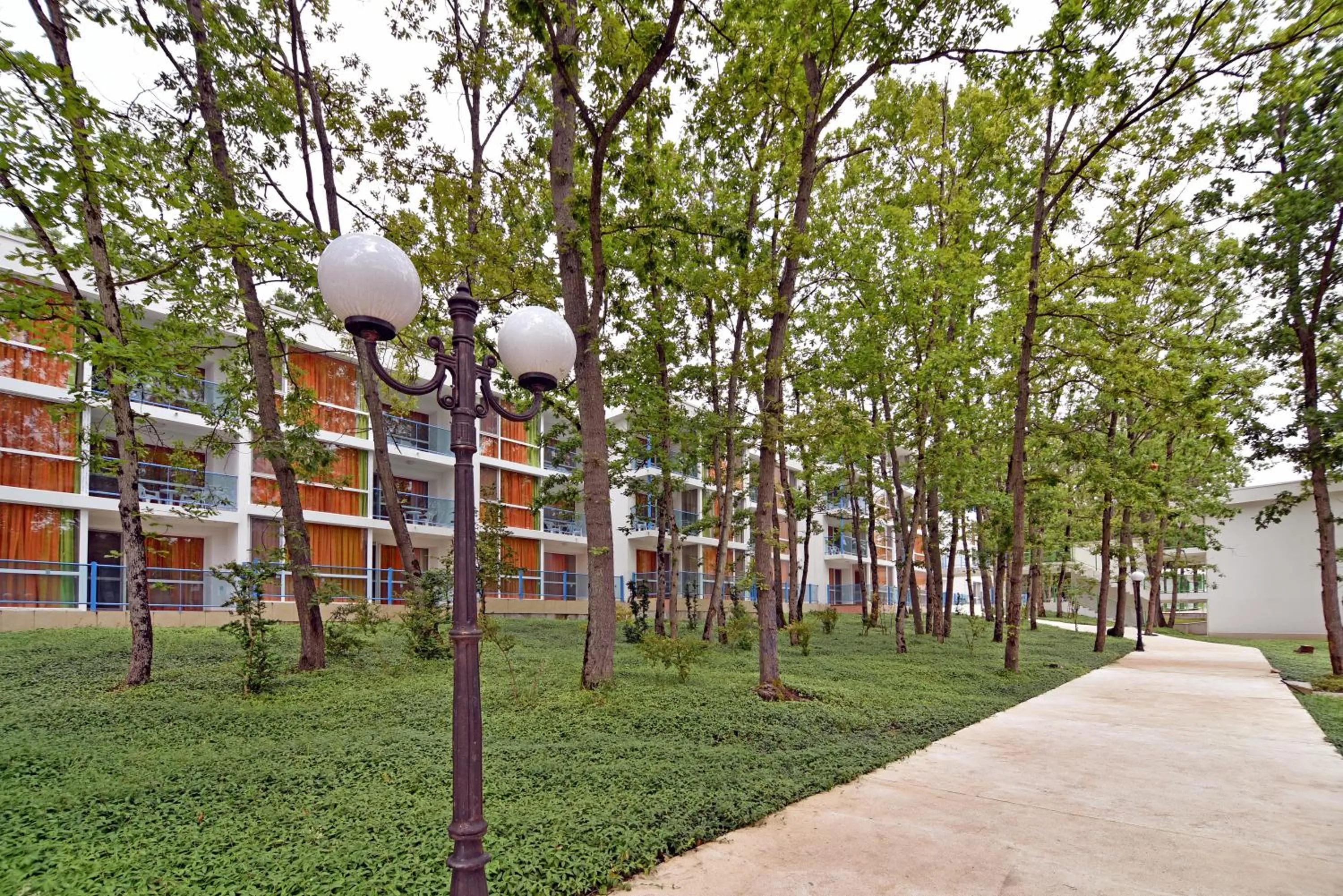 Facade/entrance in Hotel Forest Beach