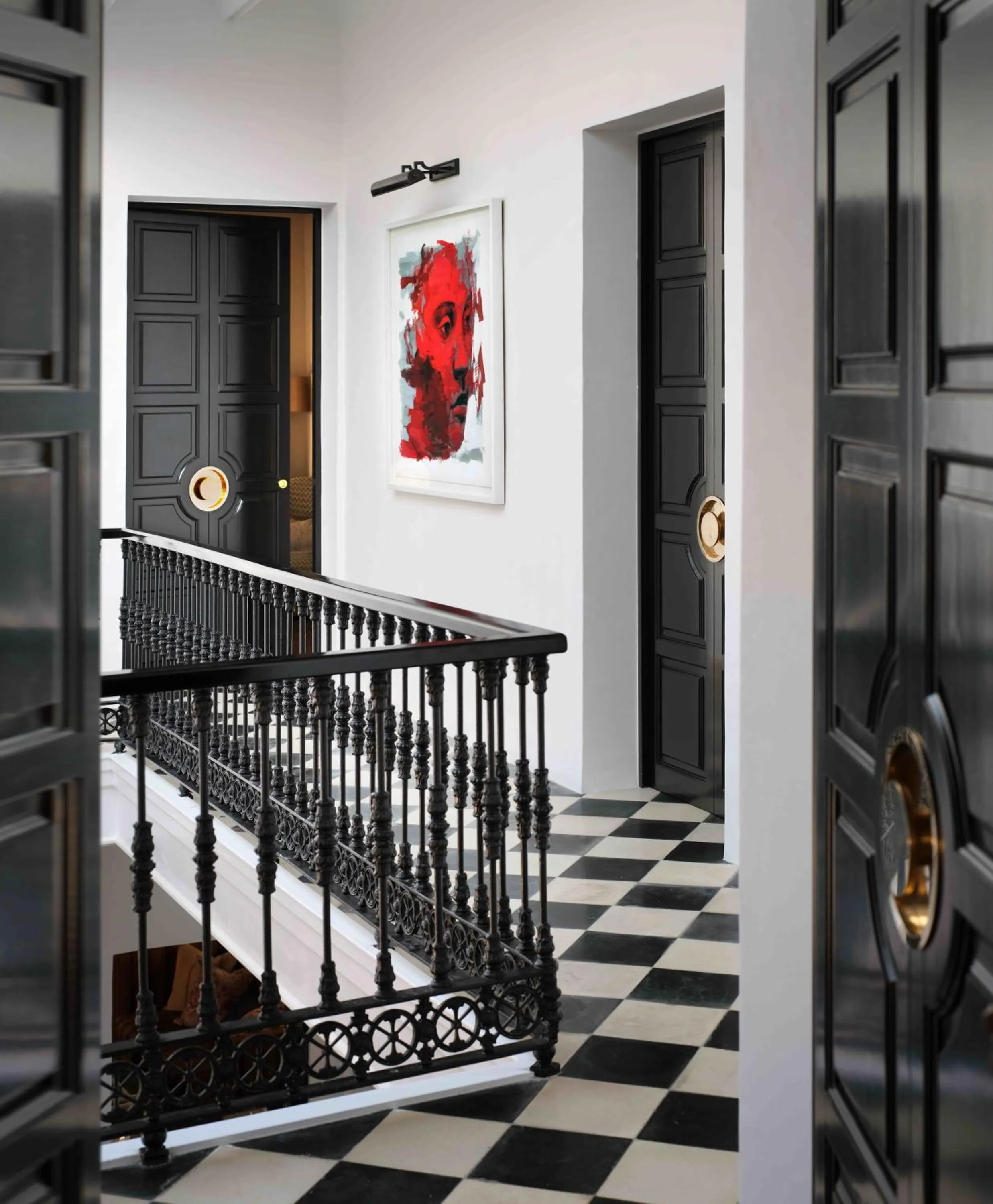 Property building in Plaza 18