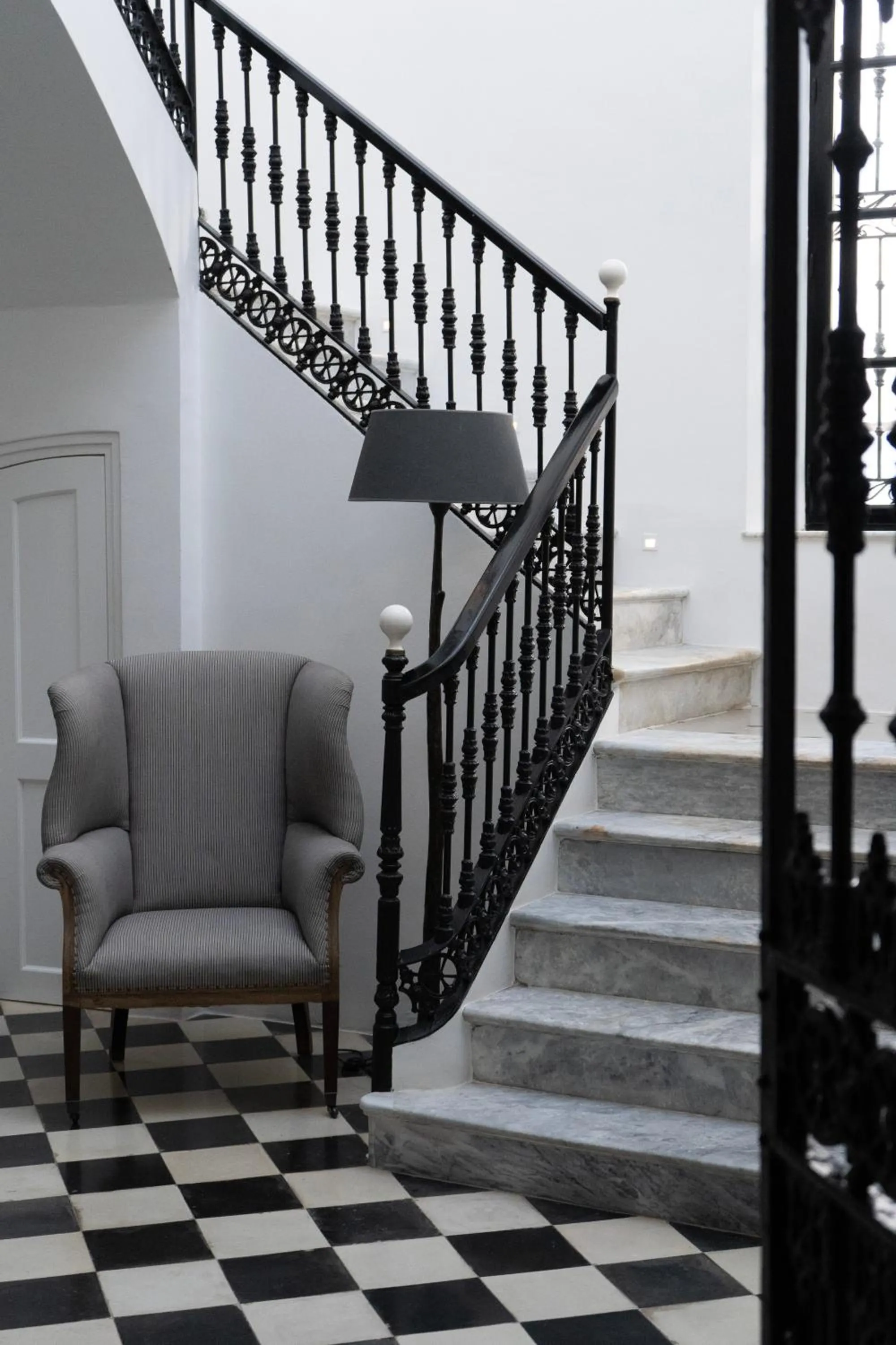 Property building in Plaza 18