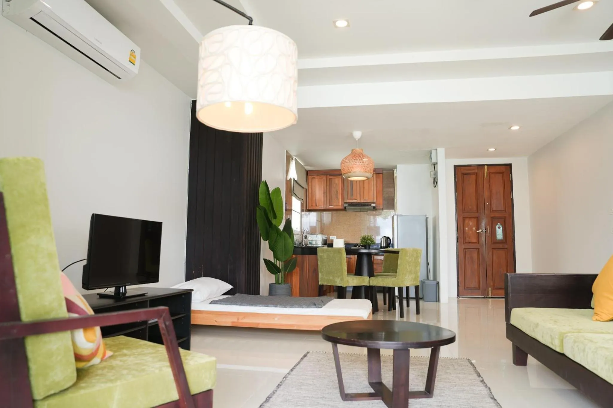 Kitchen or kitchenette in Davina Beach Homes