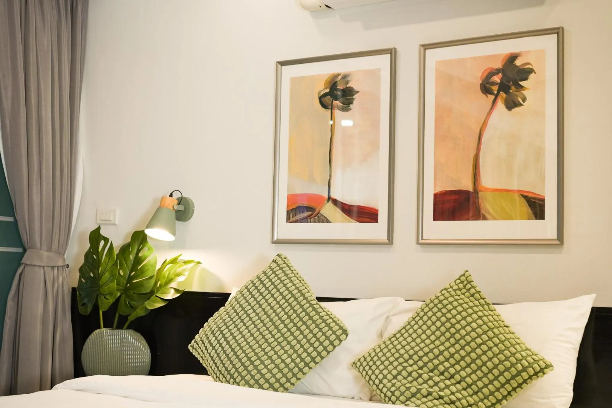 Bed in Davina Beach Homes