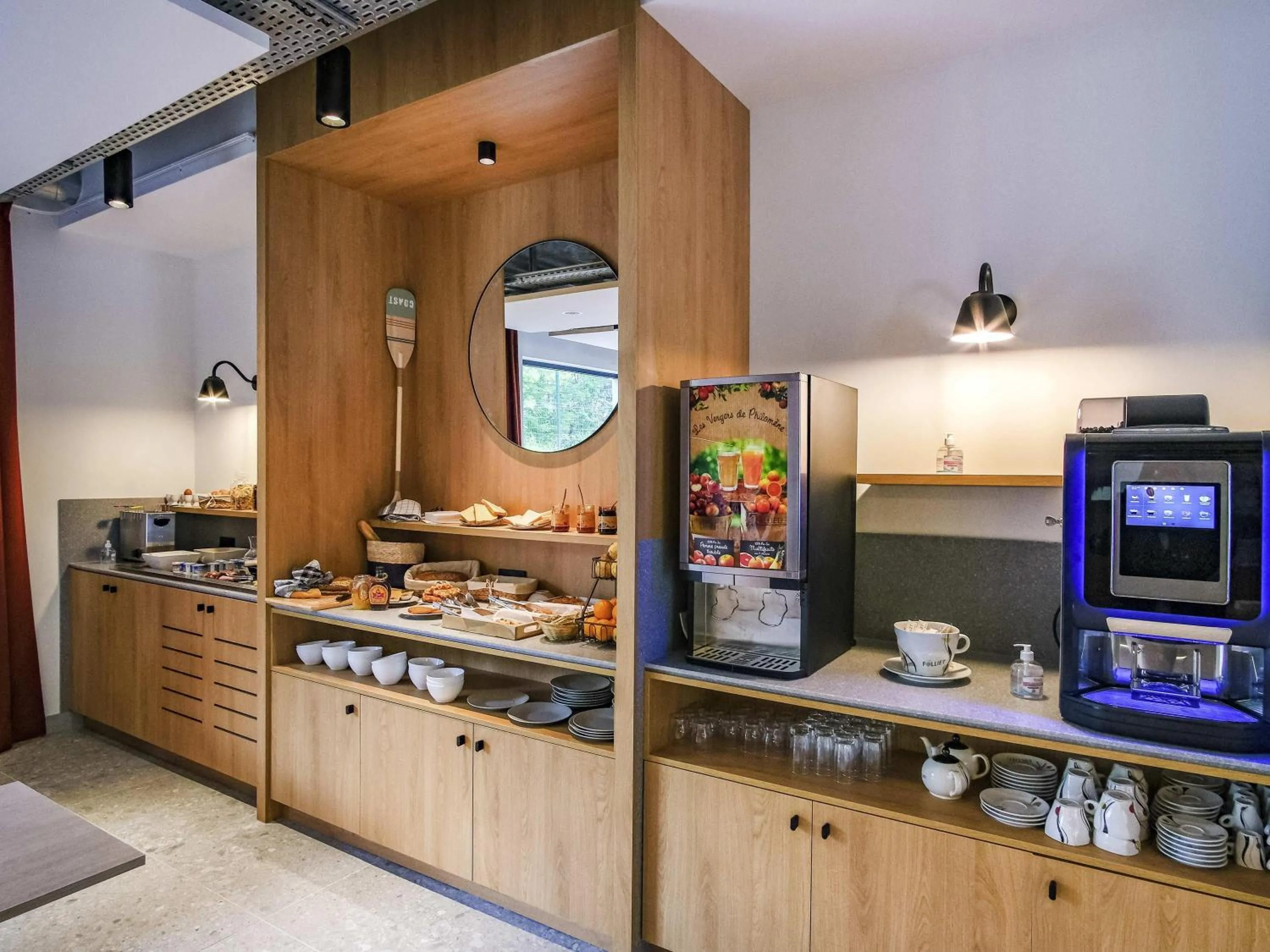 Breakfast in ibis Styles Albertville