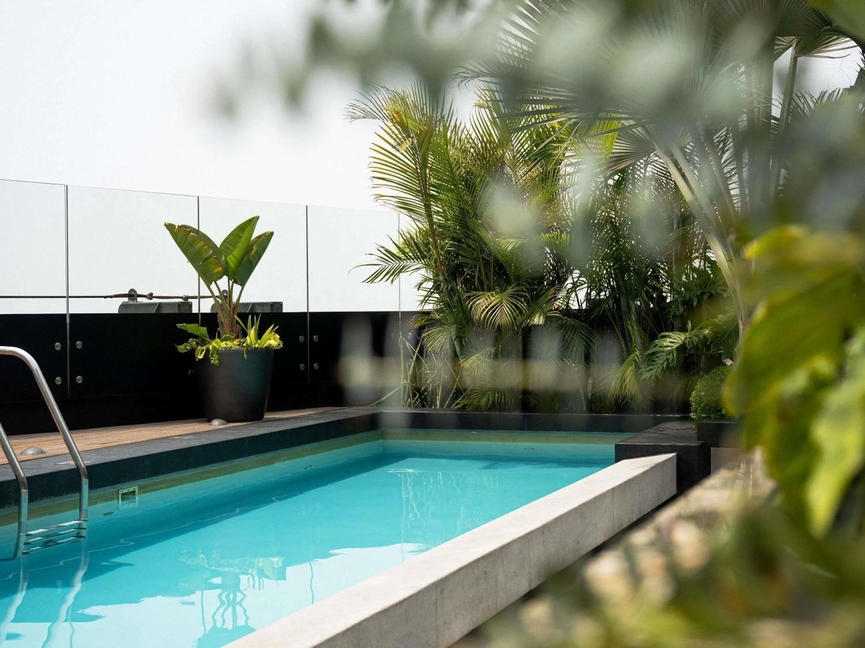 Pool view in Pullman Lima Miraflores