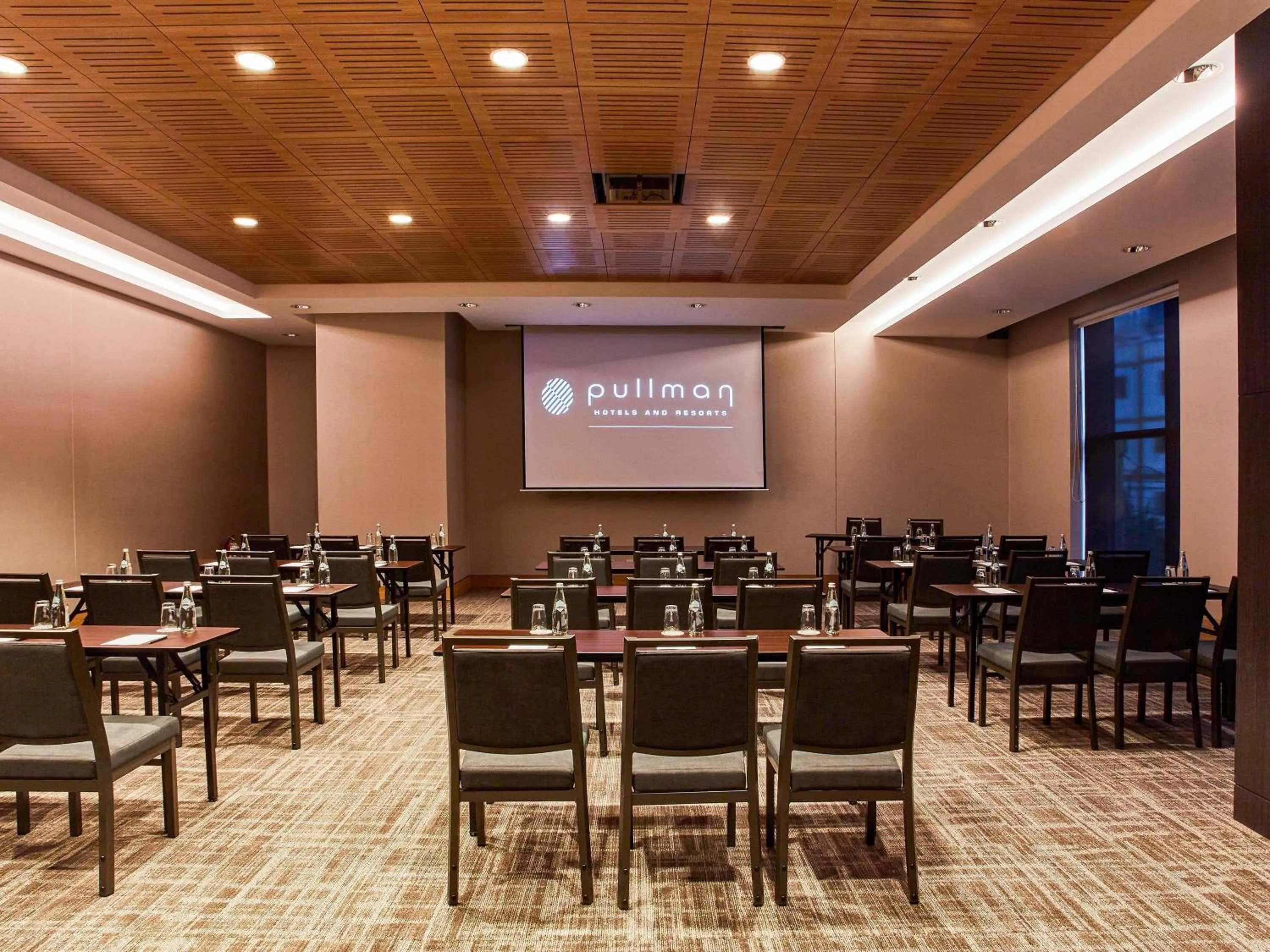 Meeting/conference room in Pullman Lima Miraflores