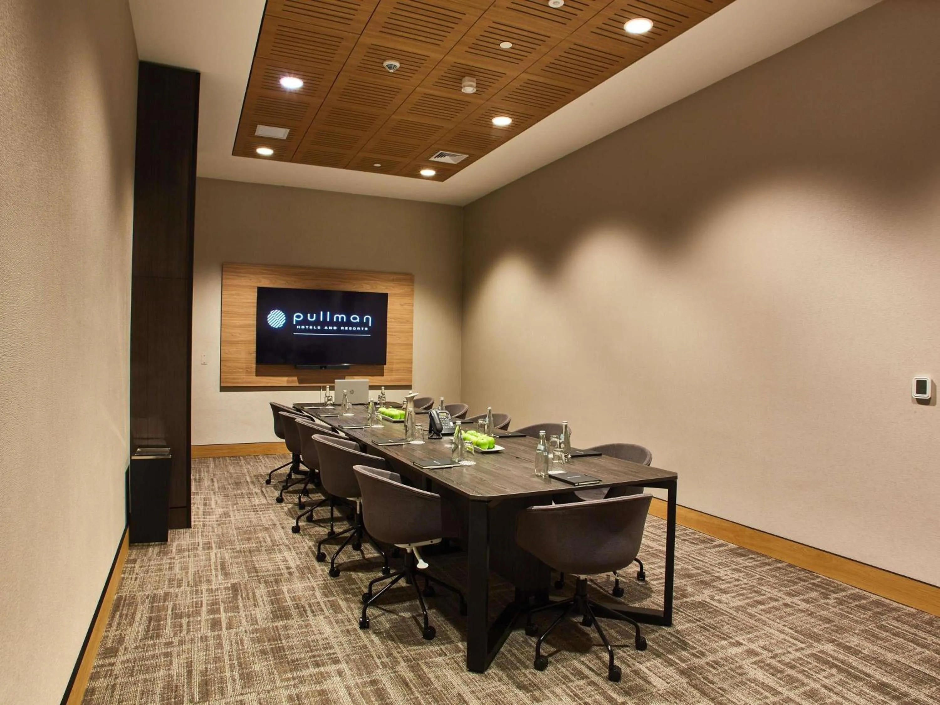 Meeting/conference room in Pullman Lima Miraflores