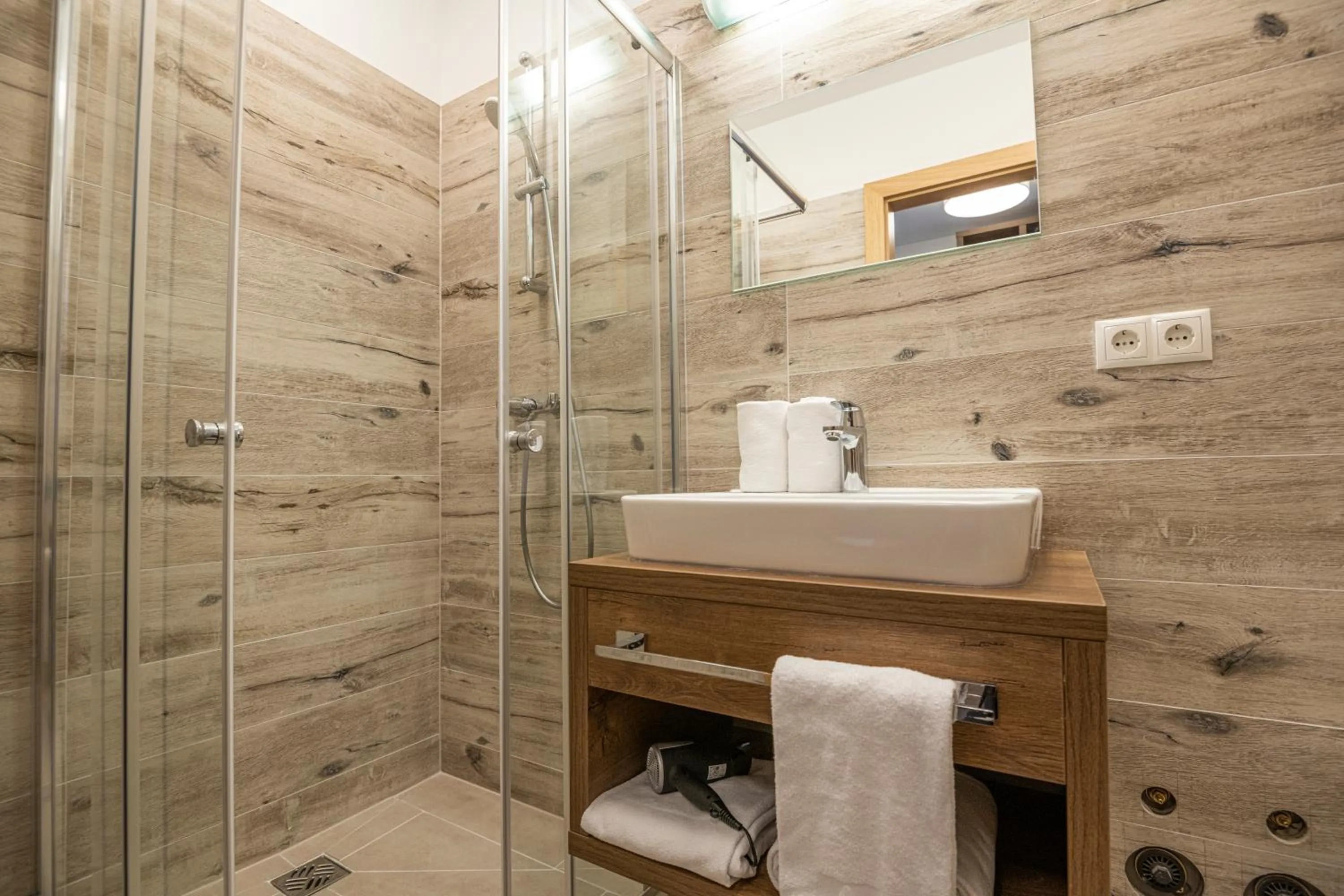 Bathroom in AlpenParks Hotel & Apartment Alpendorf